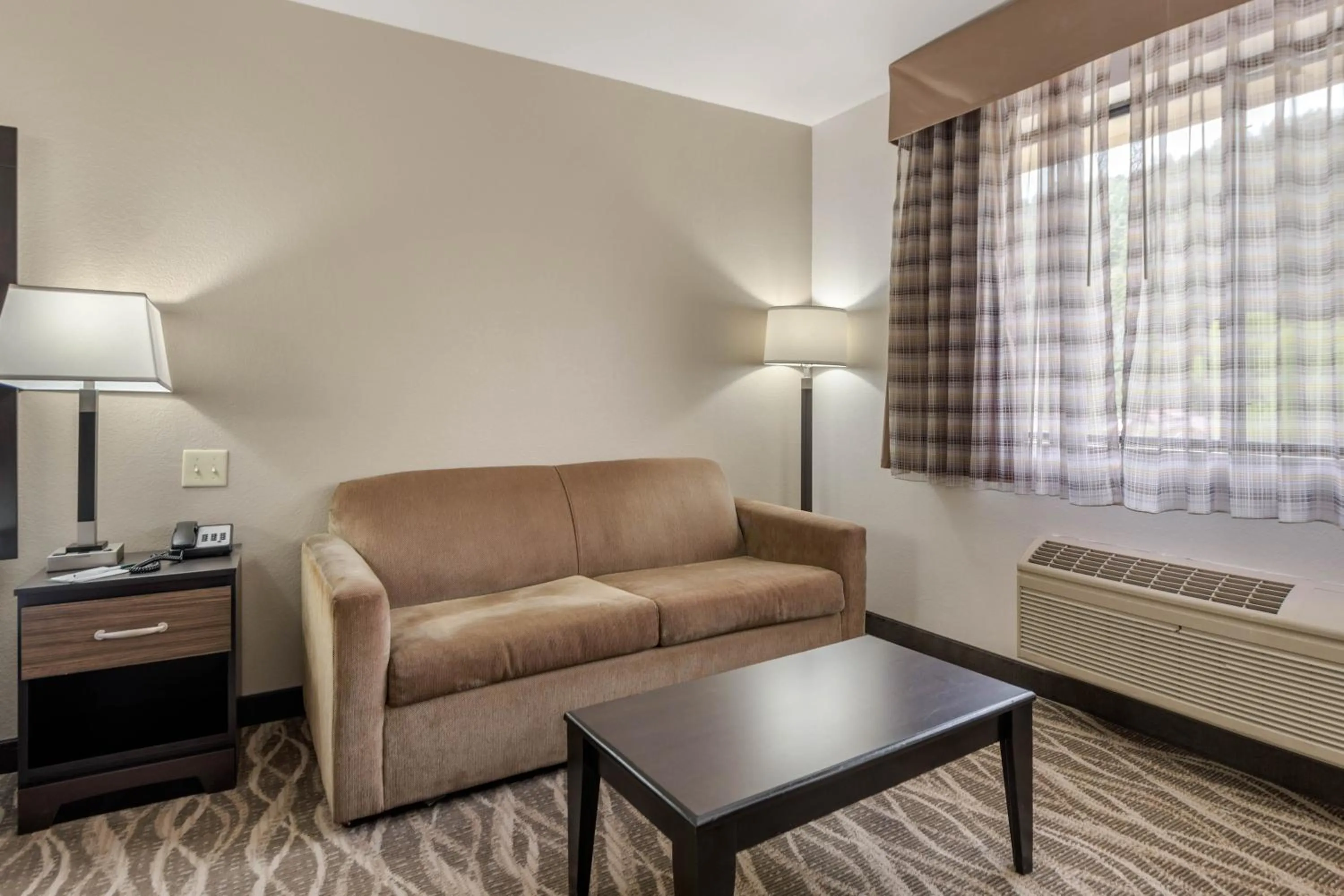 Seating area in Quality Inn & Suites