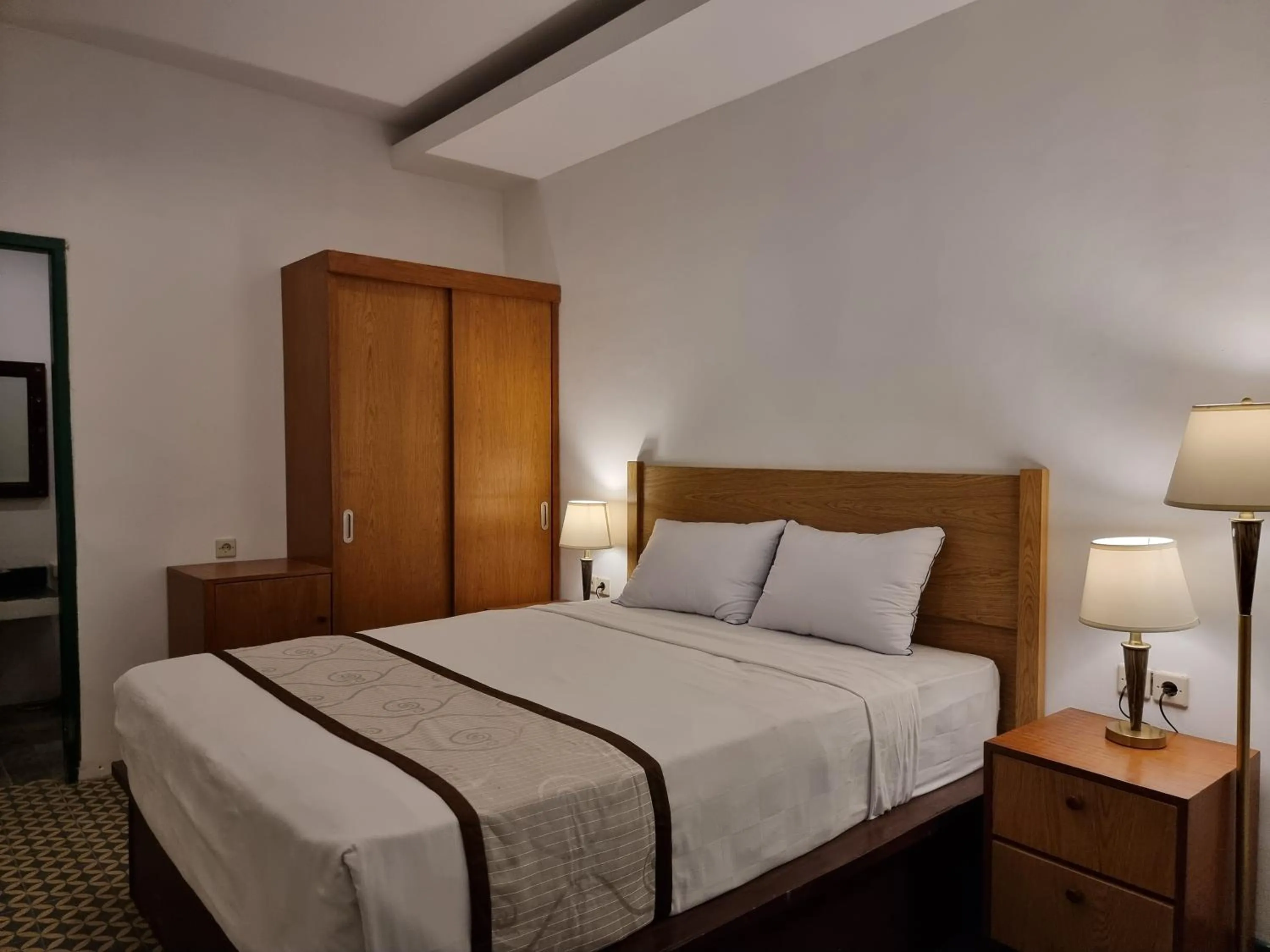 Bed in Attara Inn Senggigi