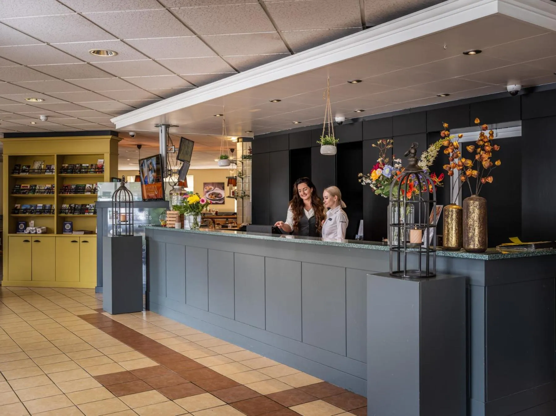 Lobby or reception in Campanile Hotel & Restaurant Breda