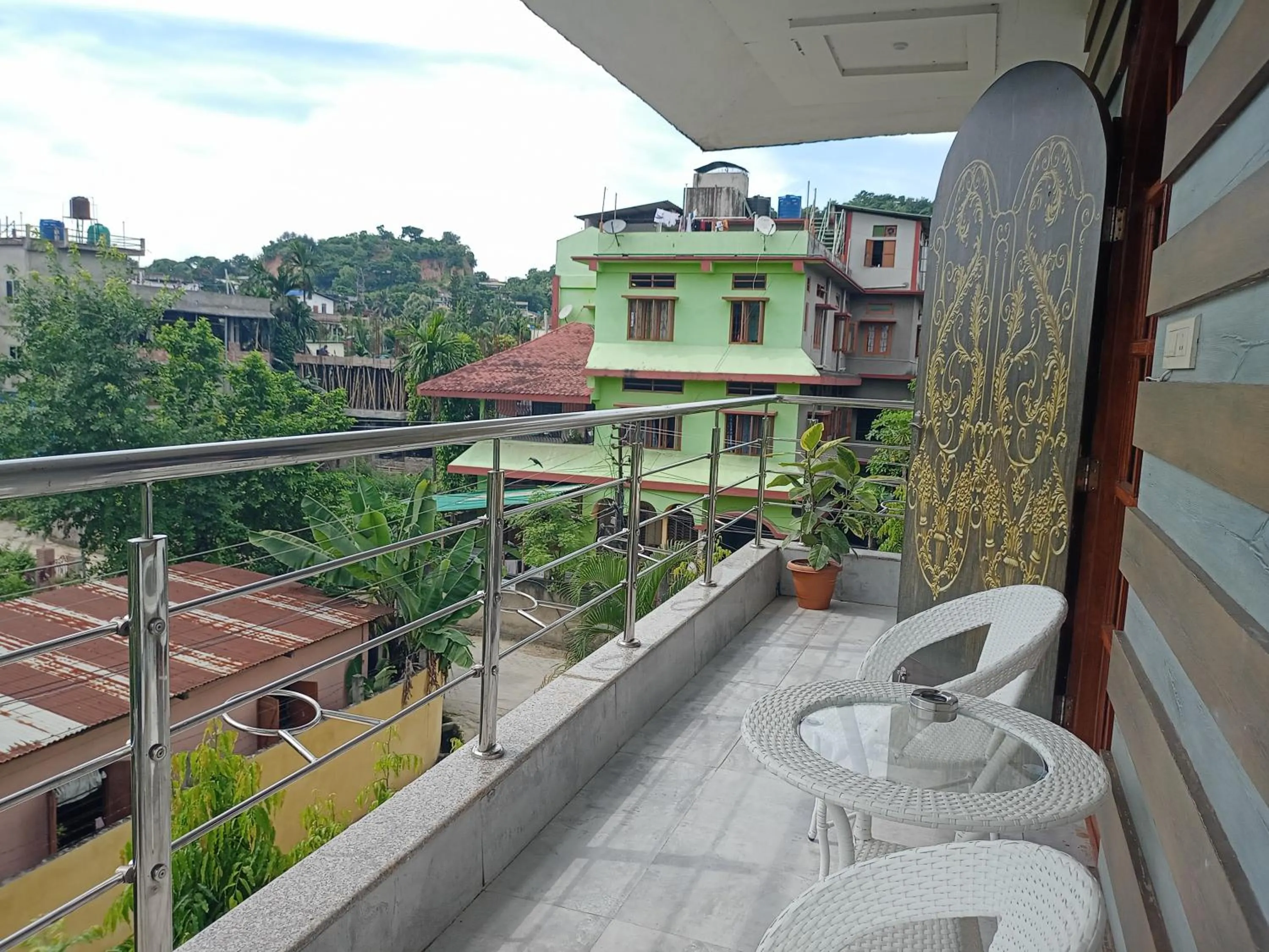 Property building in 7 Sisters Homestay