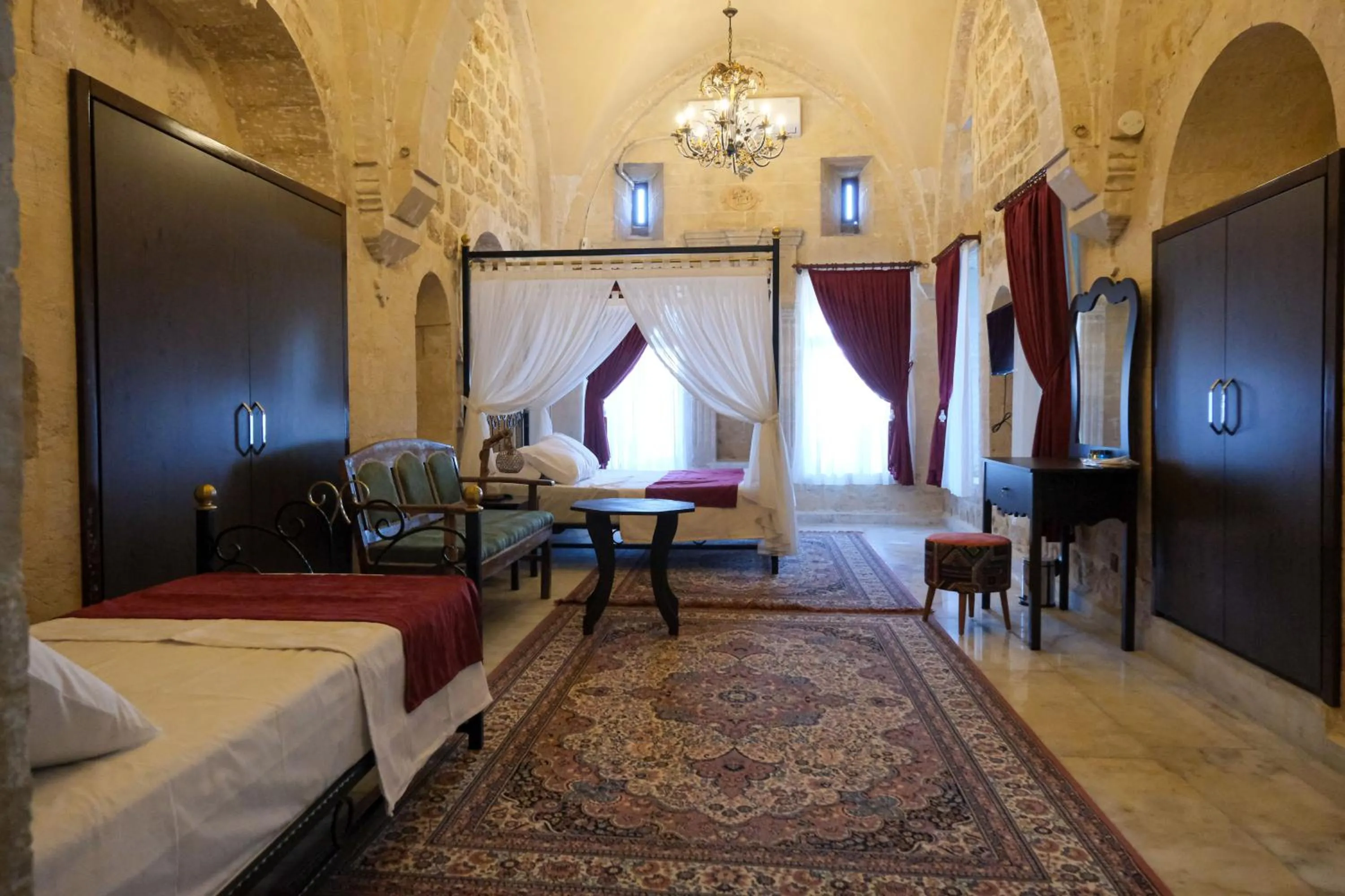 Bed in MİRSTONE TARİHİ KONAK