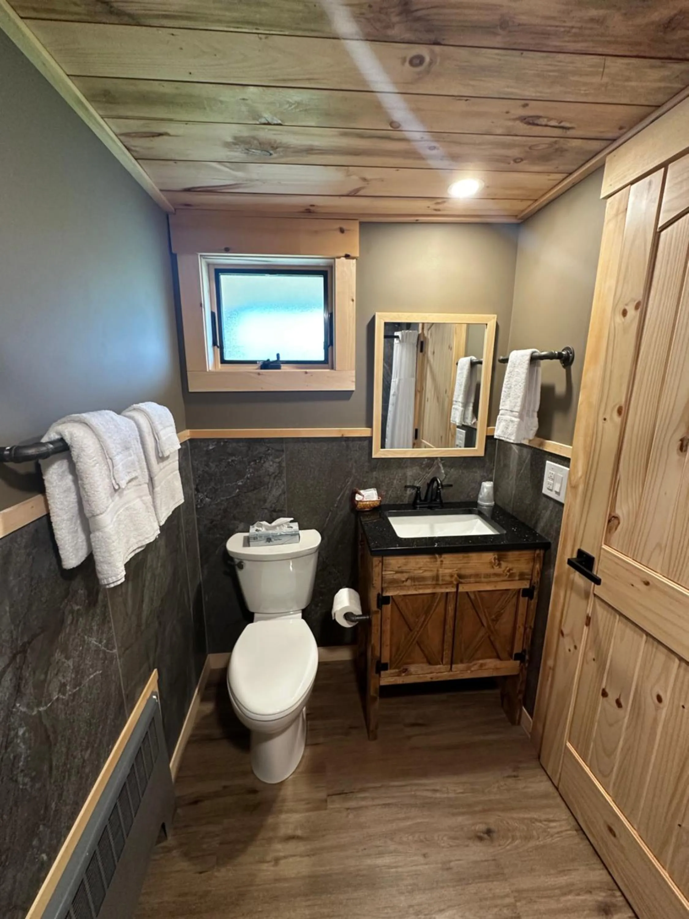 Bathroom in Conways Lake Manor