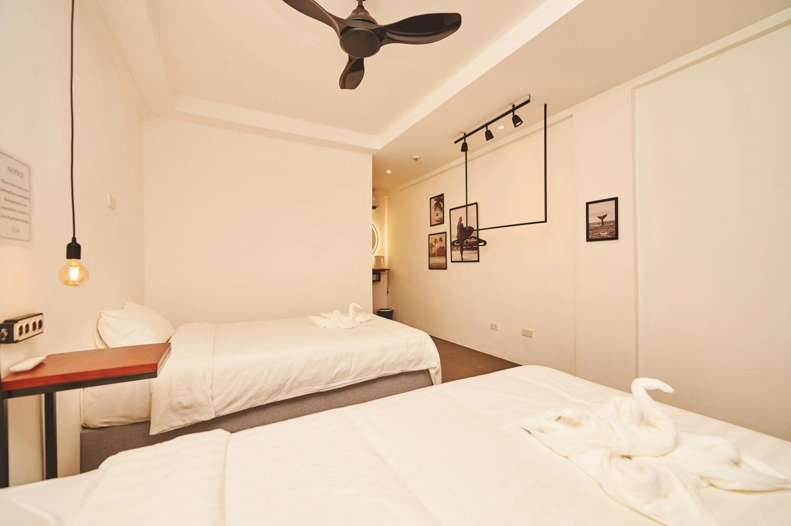 Bed in Hotel Gray in Boracay