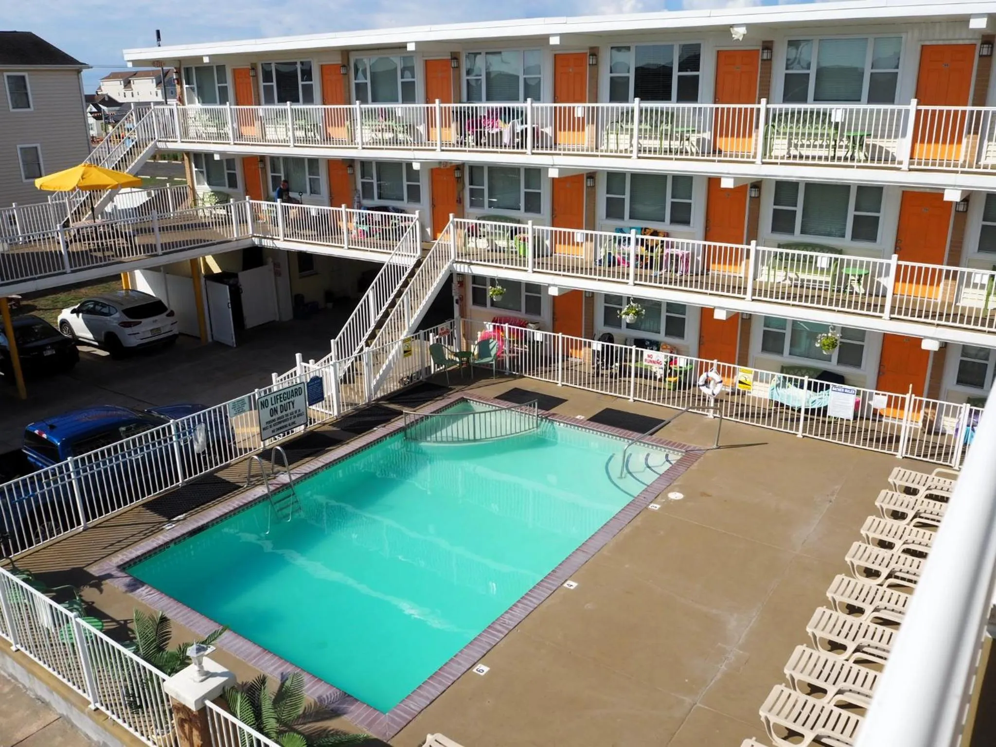 Property building in Esplanade Suites - A Sundance Vacations Property