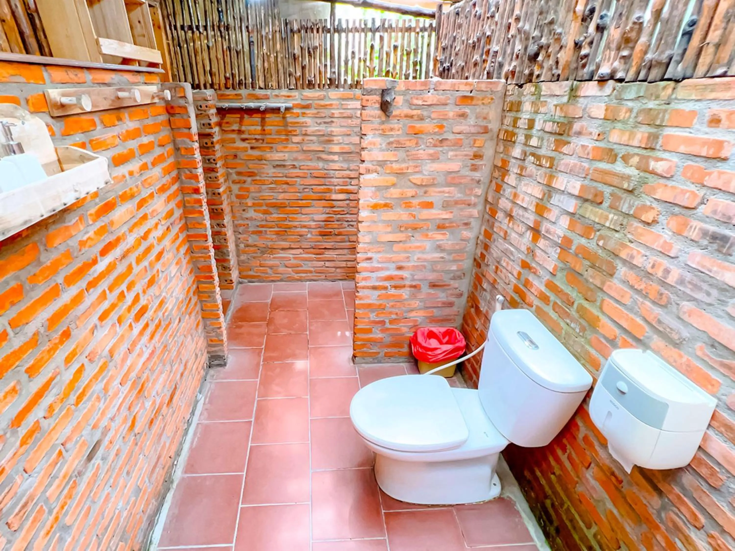 Bathroom in Me bungalow beach resort