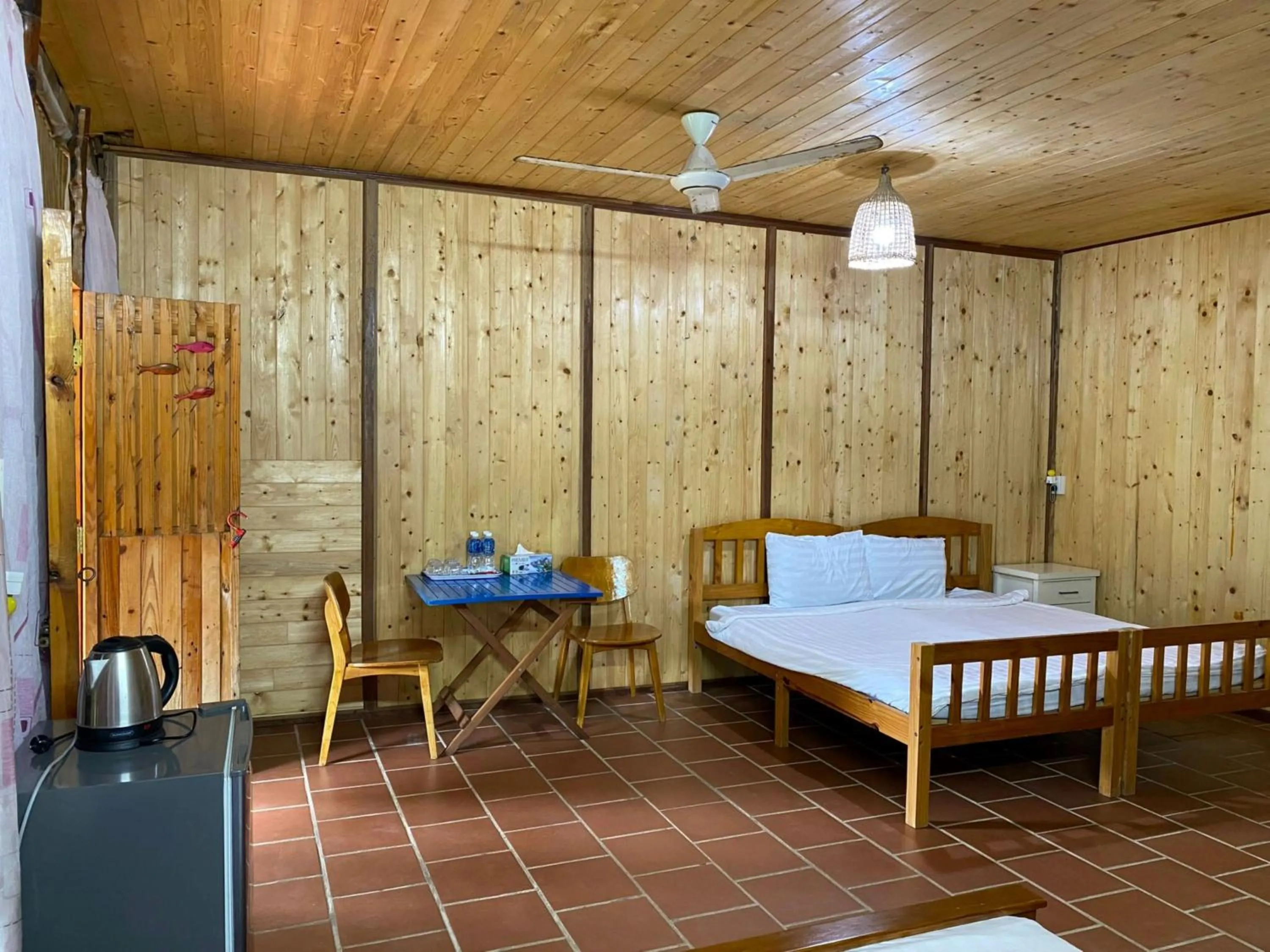 Bed in Me bungalow beach resort