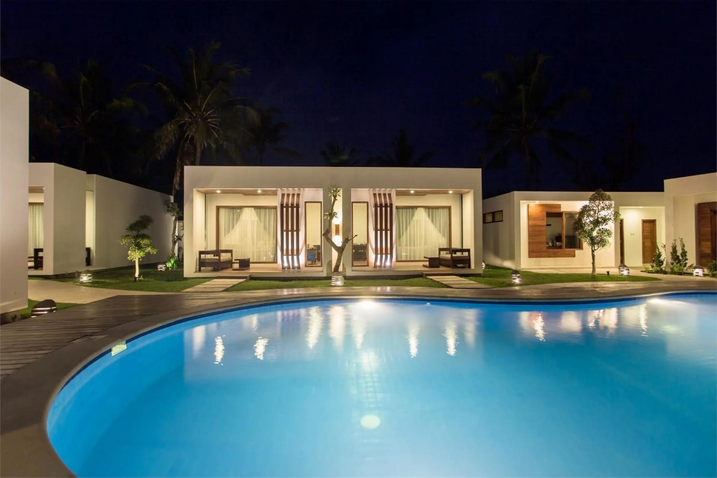 Swimming pool in Villa Nero