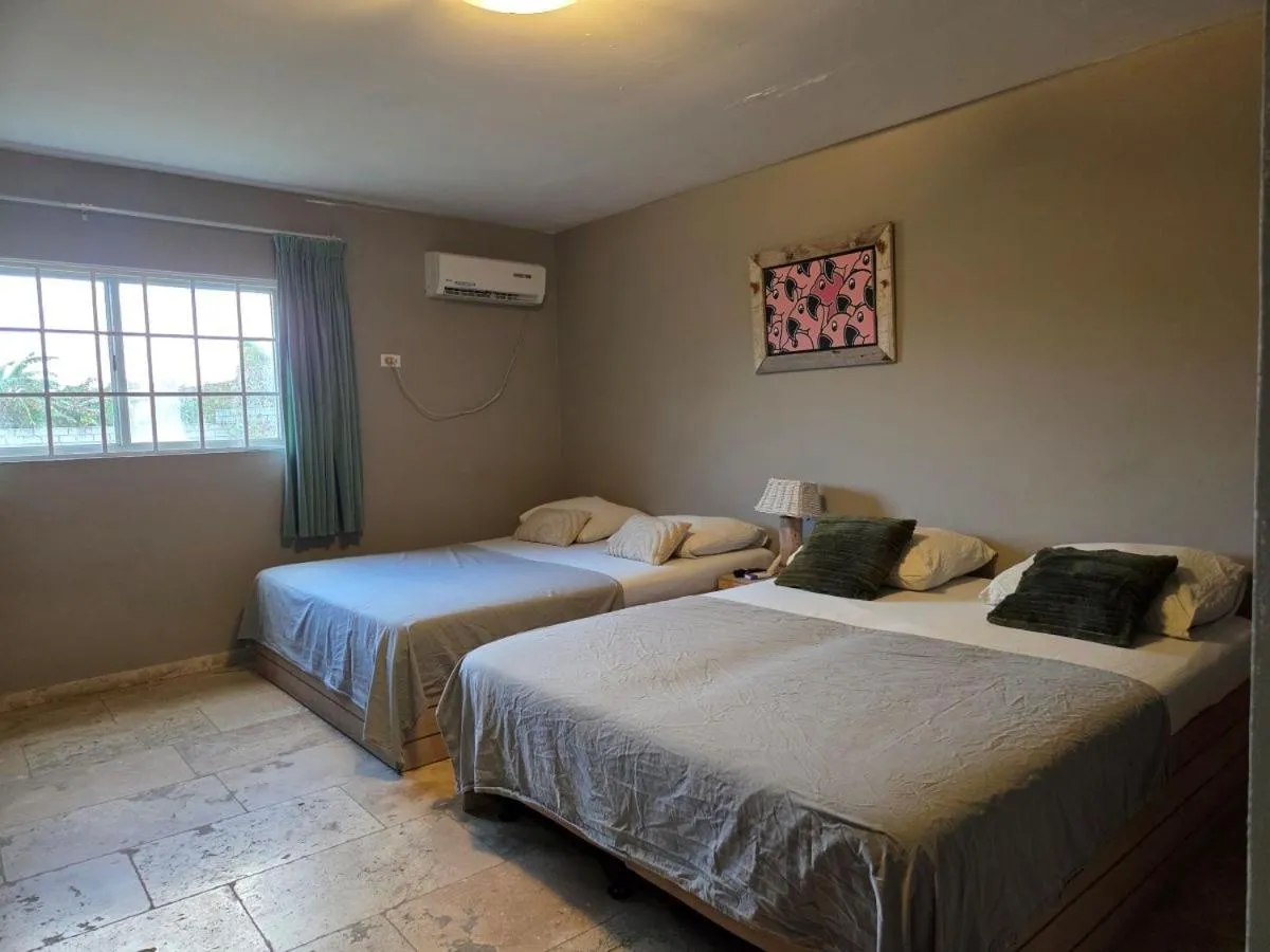 Bed in The Lodge Bonaire