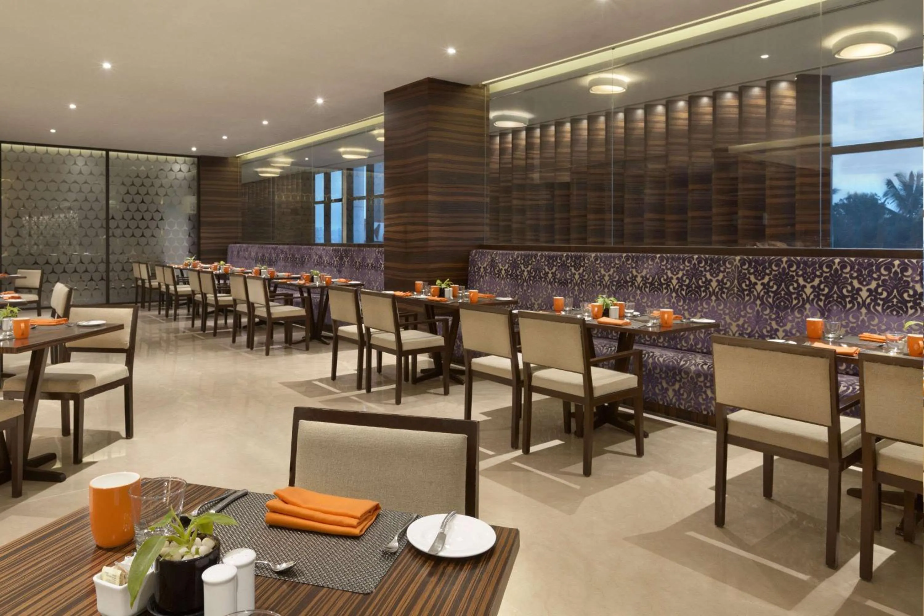 Restaurant/places to eat in Howard Johnson By Wyndham, Hebbal, Bengaluru