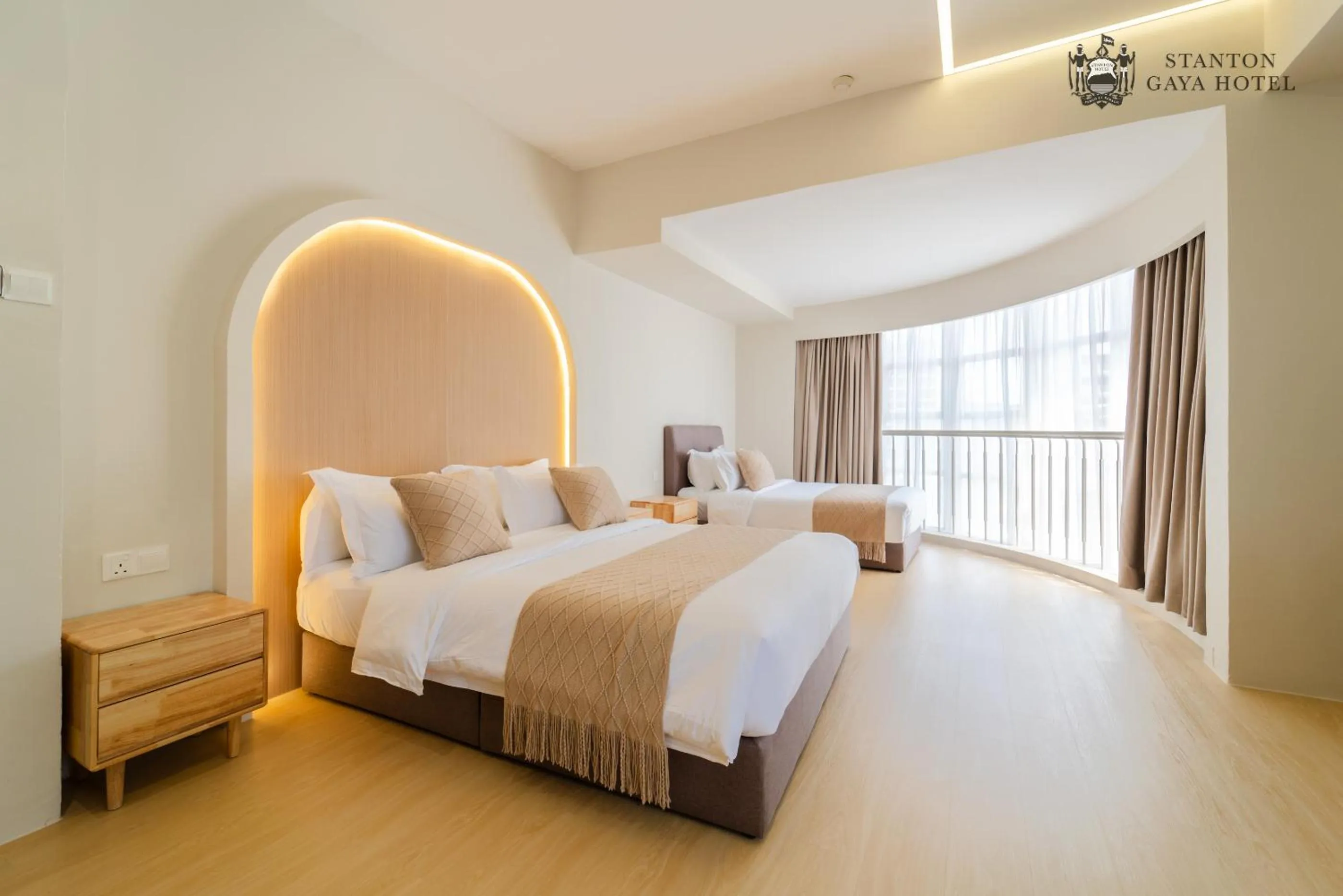 View (from property/room), Bed in Stanton Gaya Hotel