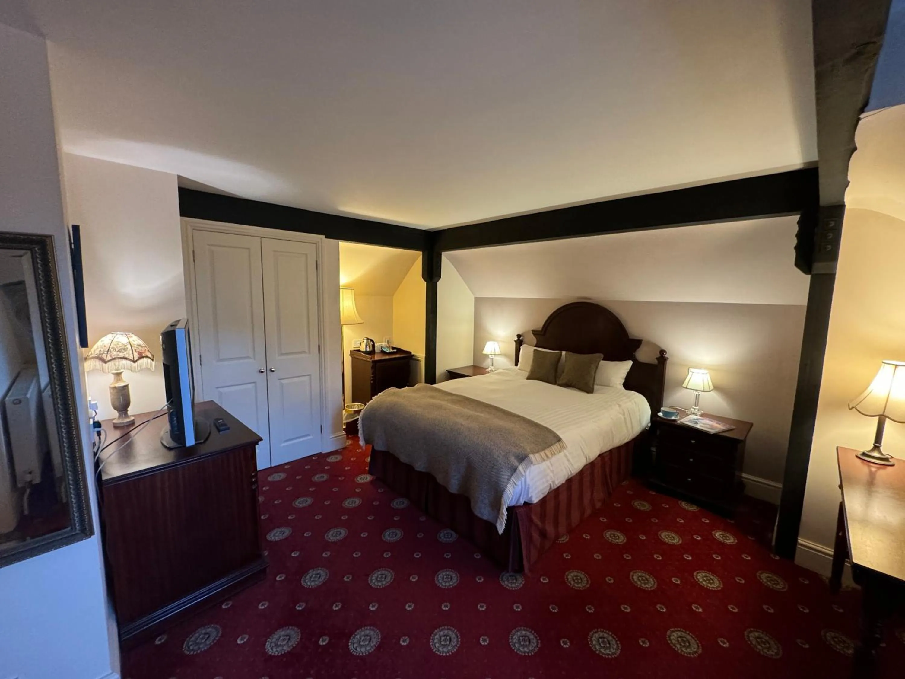 Bed in Taunton Town House