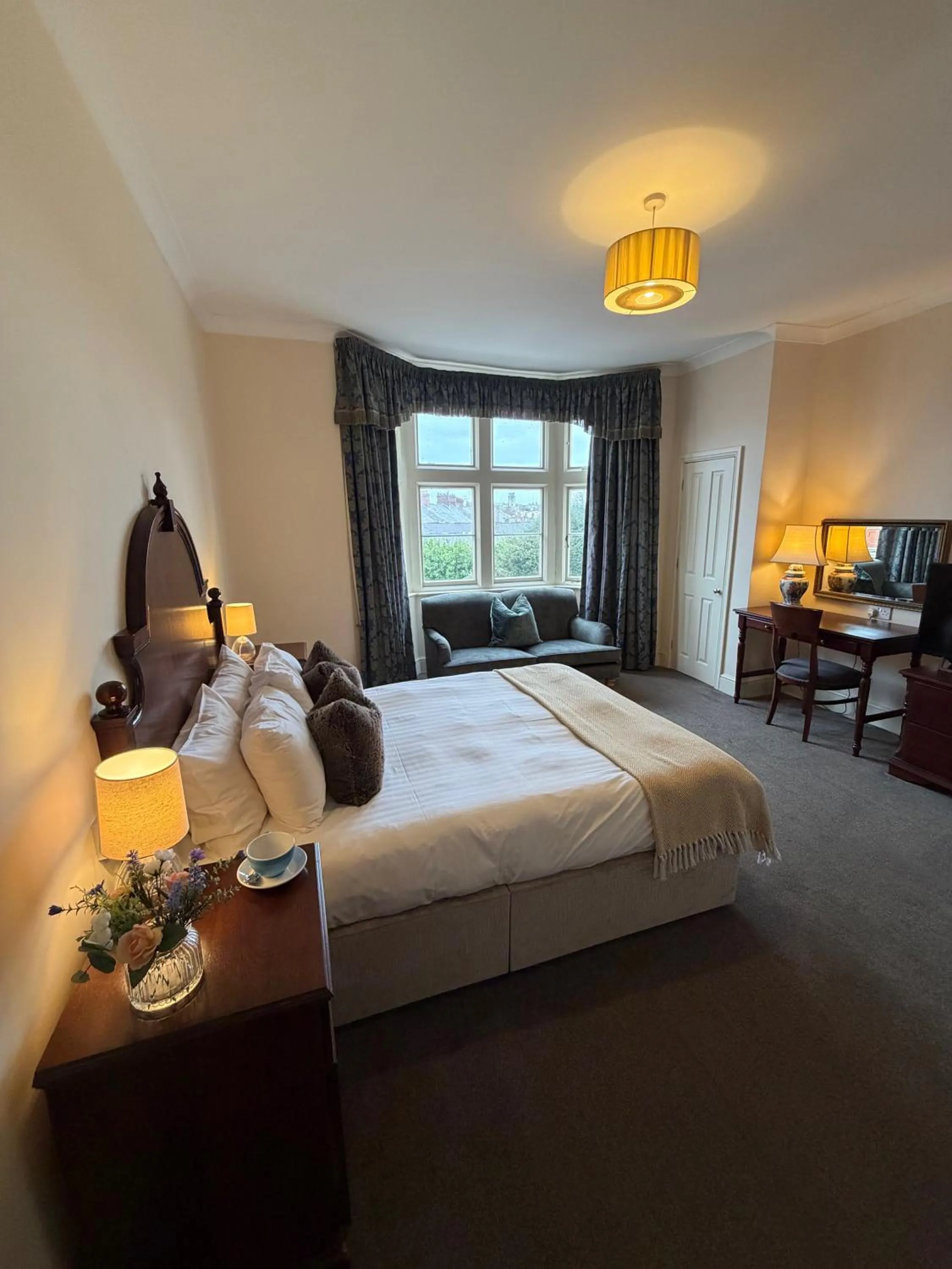 Bed in Taunton House Hotel