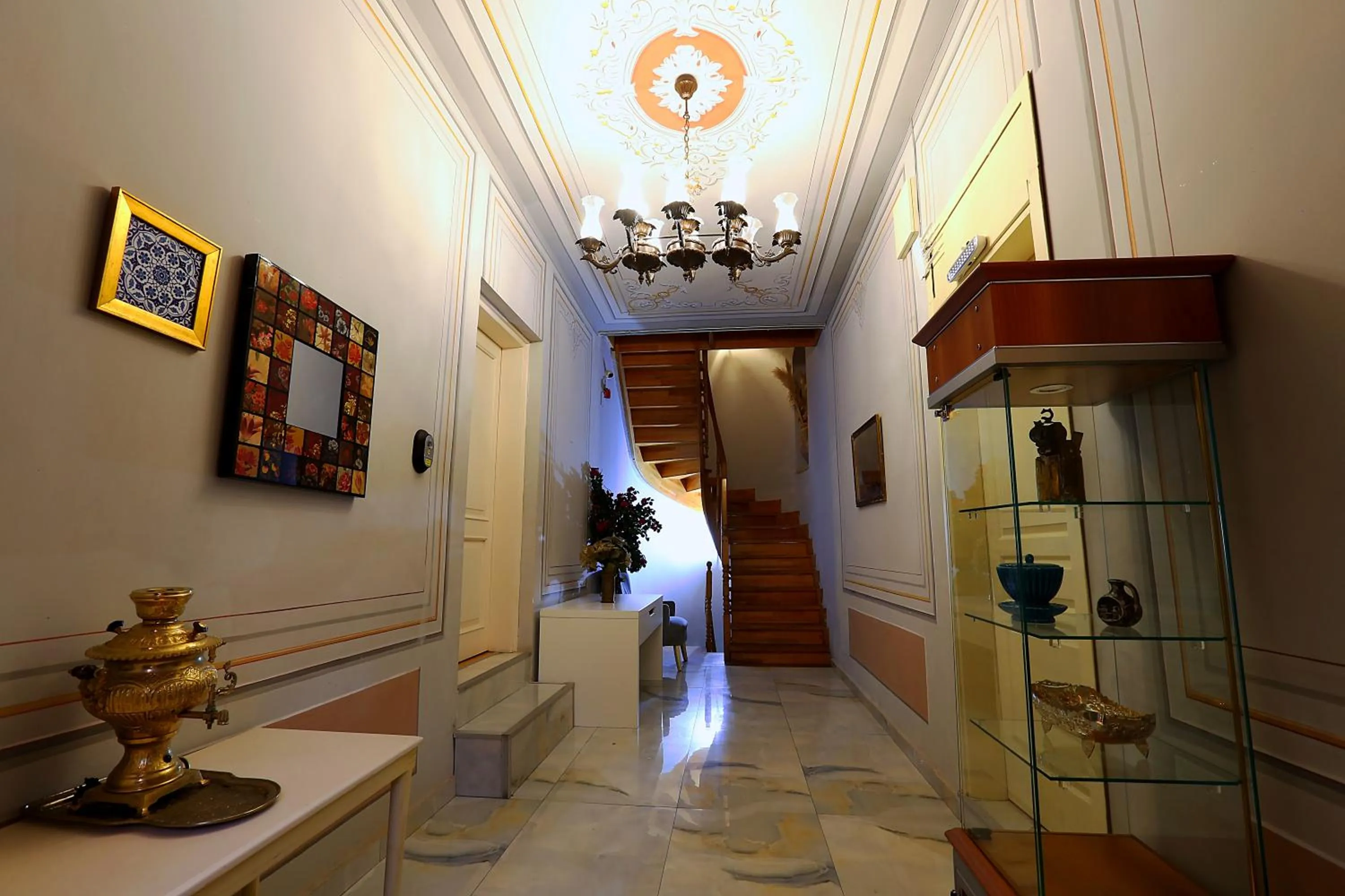 Facade/entrance in Ali Pasha Apartment