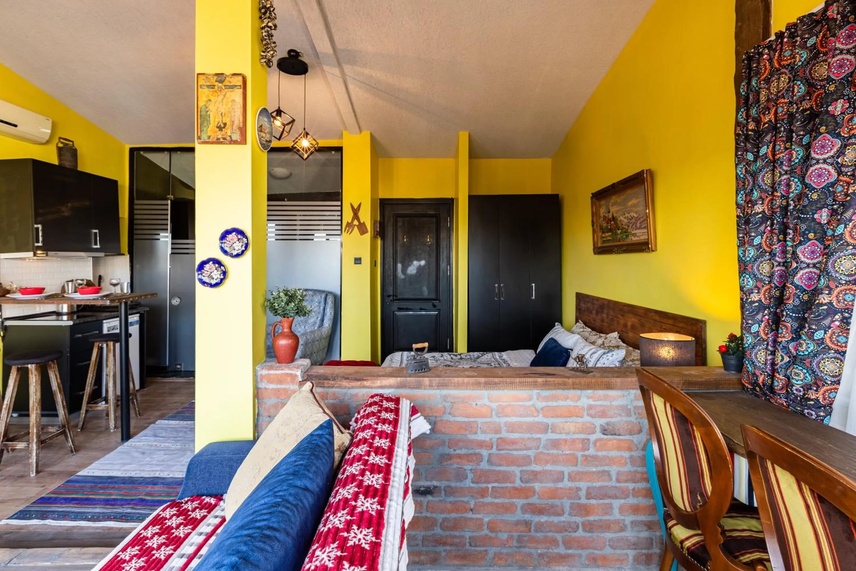 Photo of the whole room in Ali Pasha Apartment