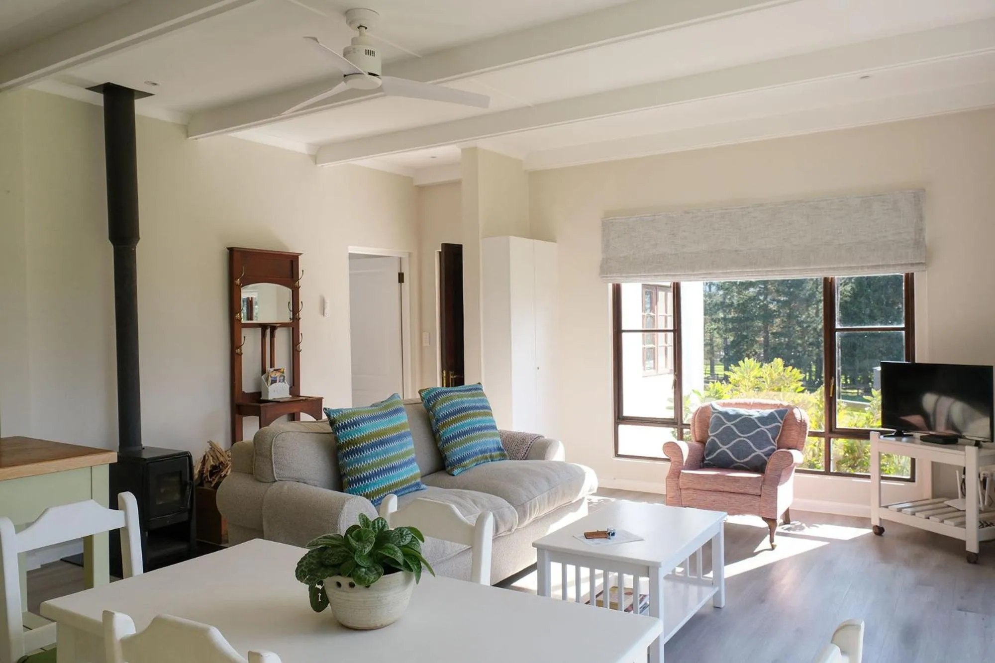 TV and multimedia in High Season Farm Luxury Cottages