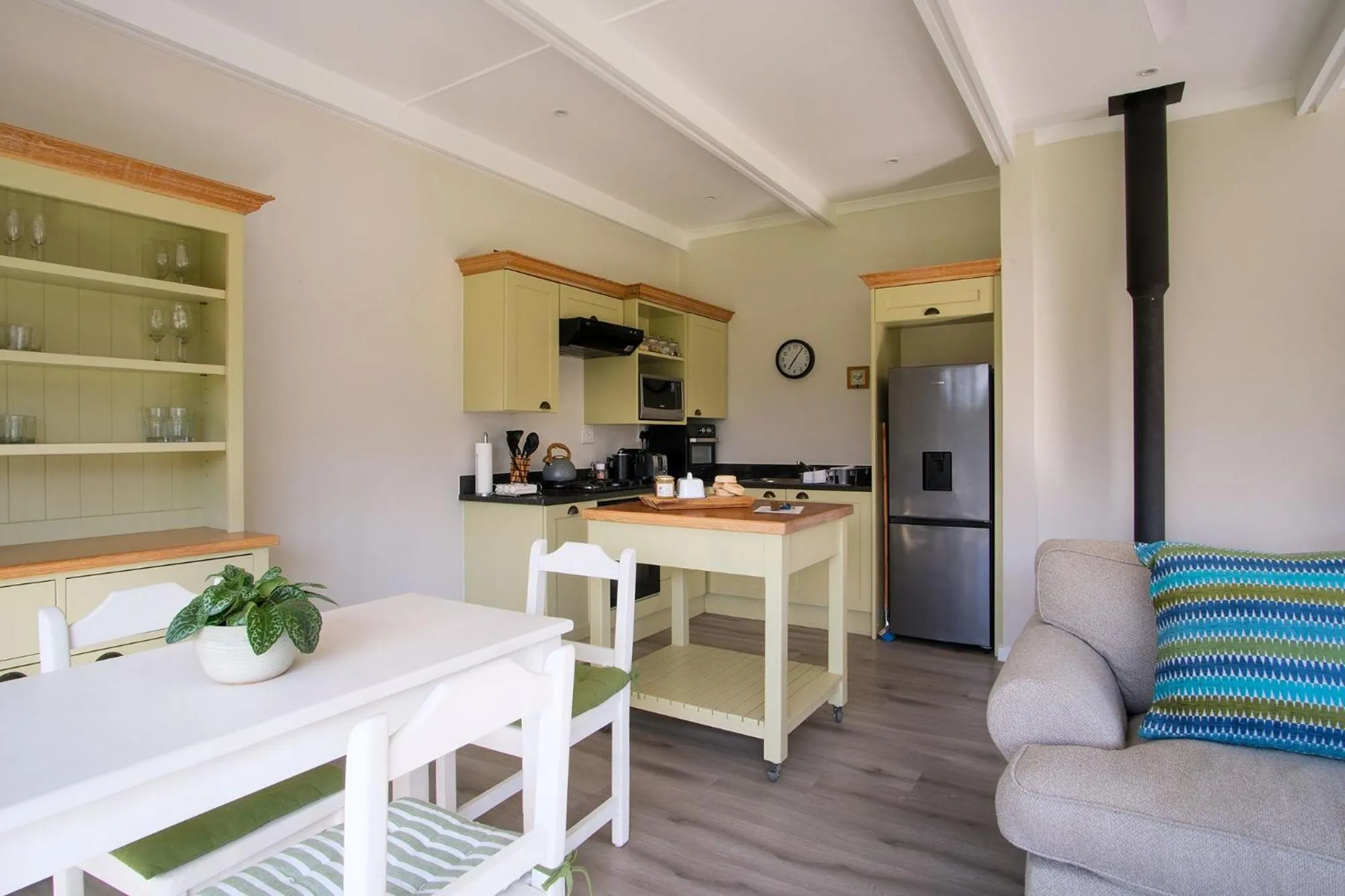 Dining area in High Season Farm Luxury Cottages