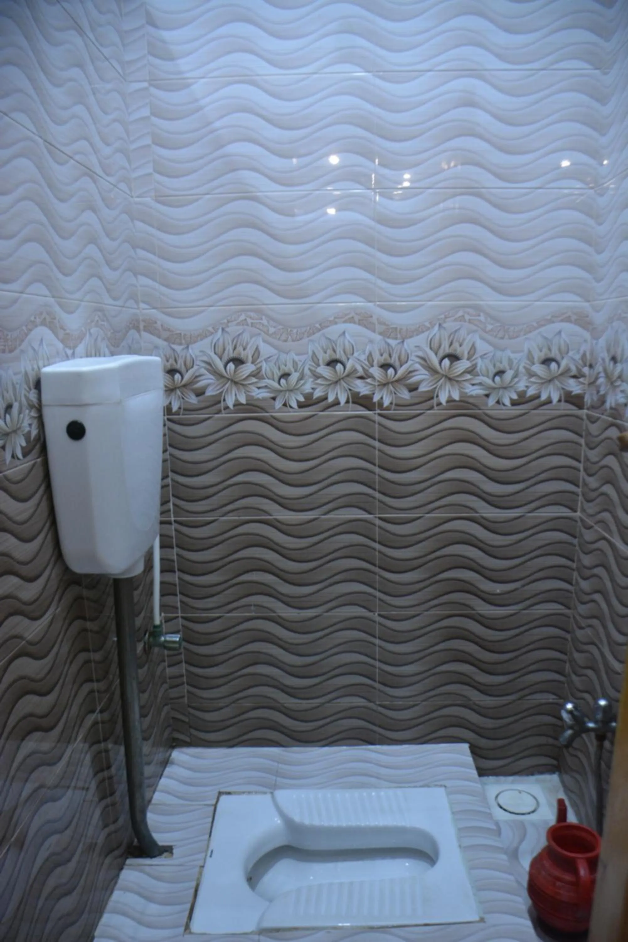 Toilet in PC Green Hotel, Mahandri, Kaghan