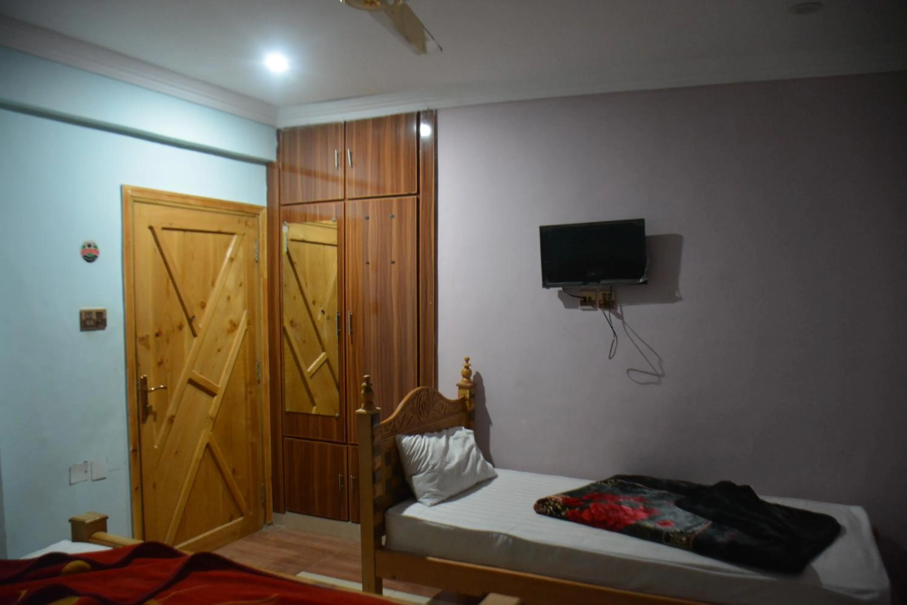 Bed in PC Green Hotel, Mahandri, Kaghan