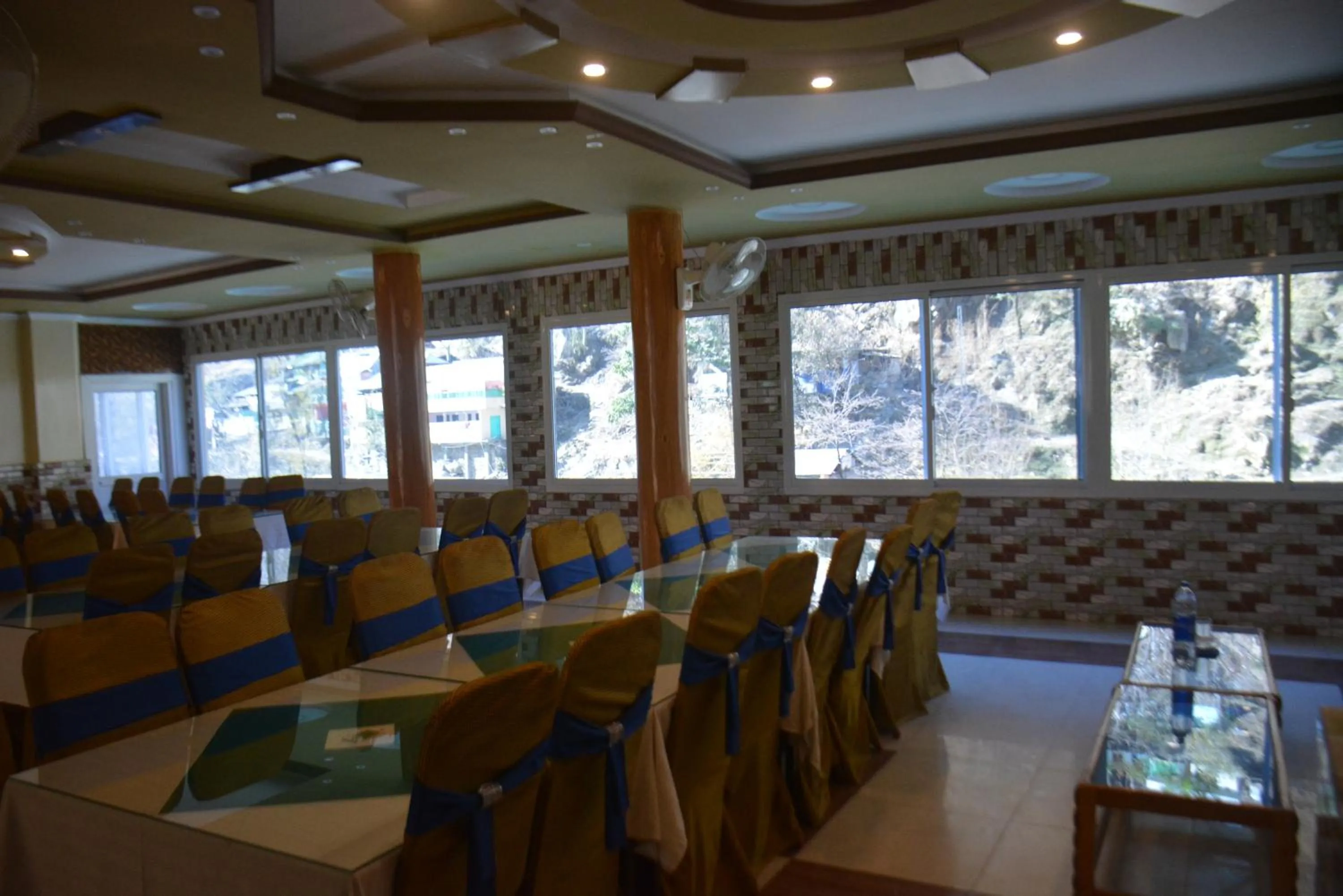 Restaurant/places to eat in PC Green Hotel, Mahandri, Kaghan