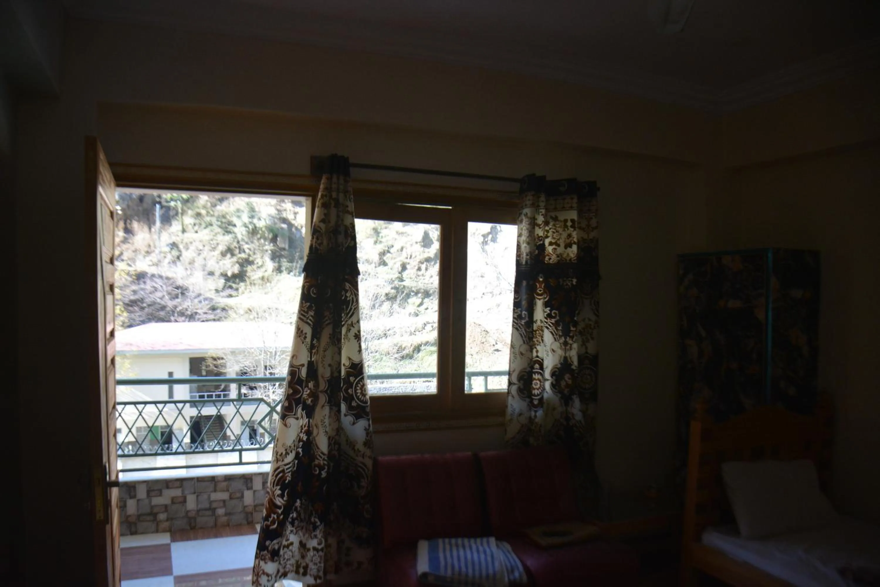 Bed in PC Green Hotel, Mahandri, Kaghan