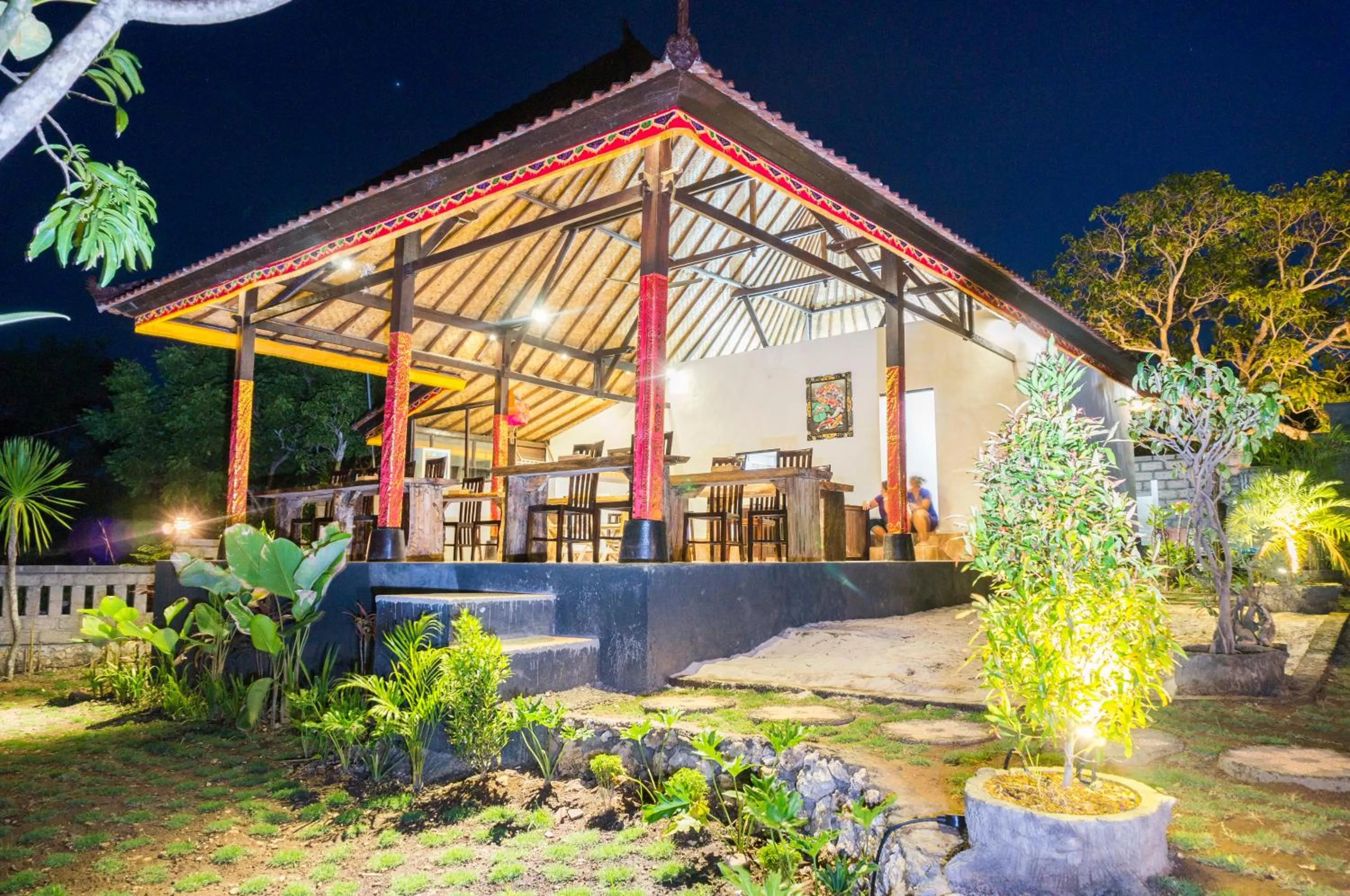 Property building in Sunrise Ocean Hut's Lembongan