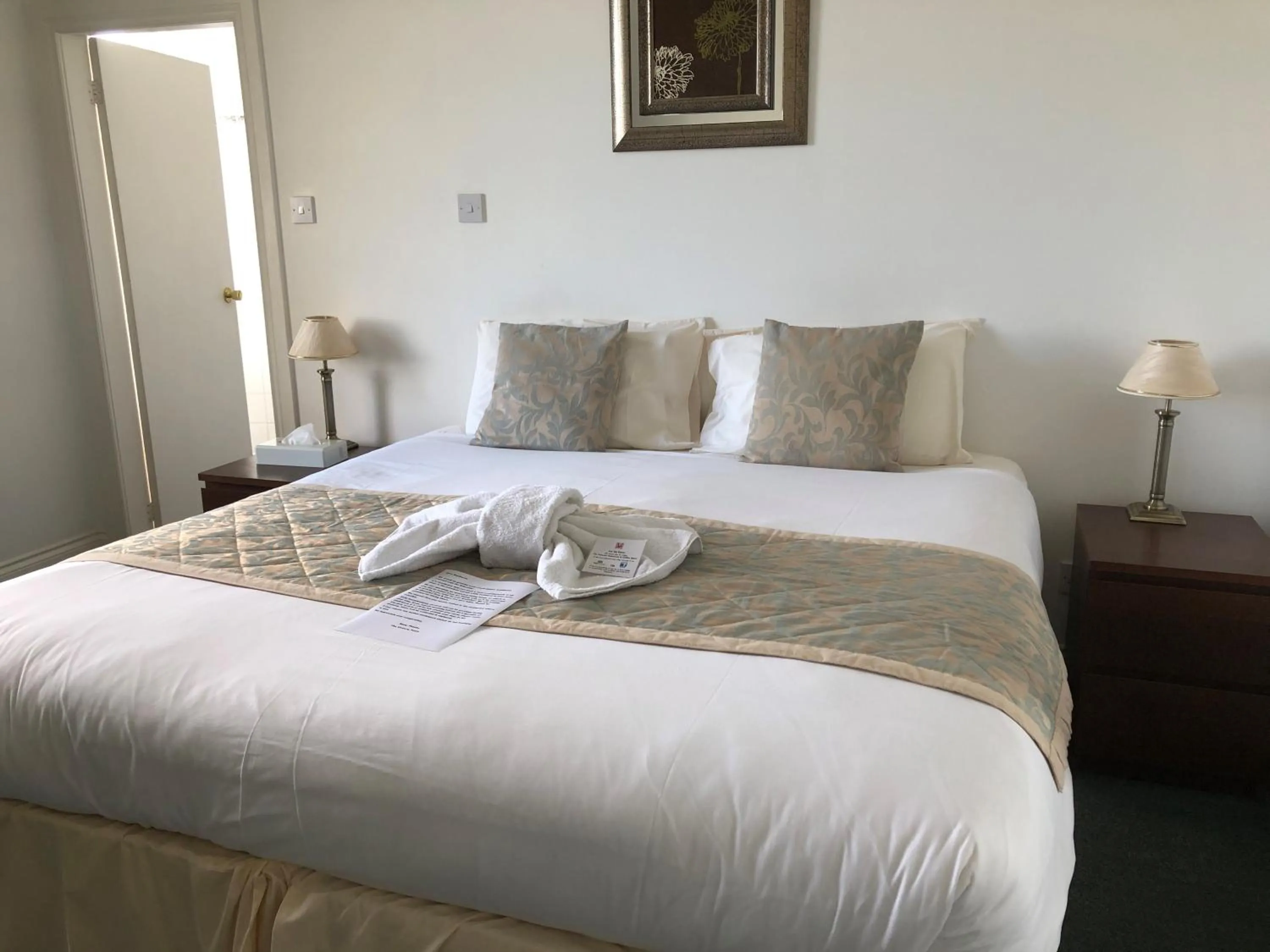 Bed in The Victoria Hotel