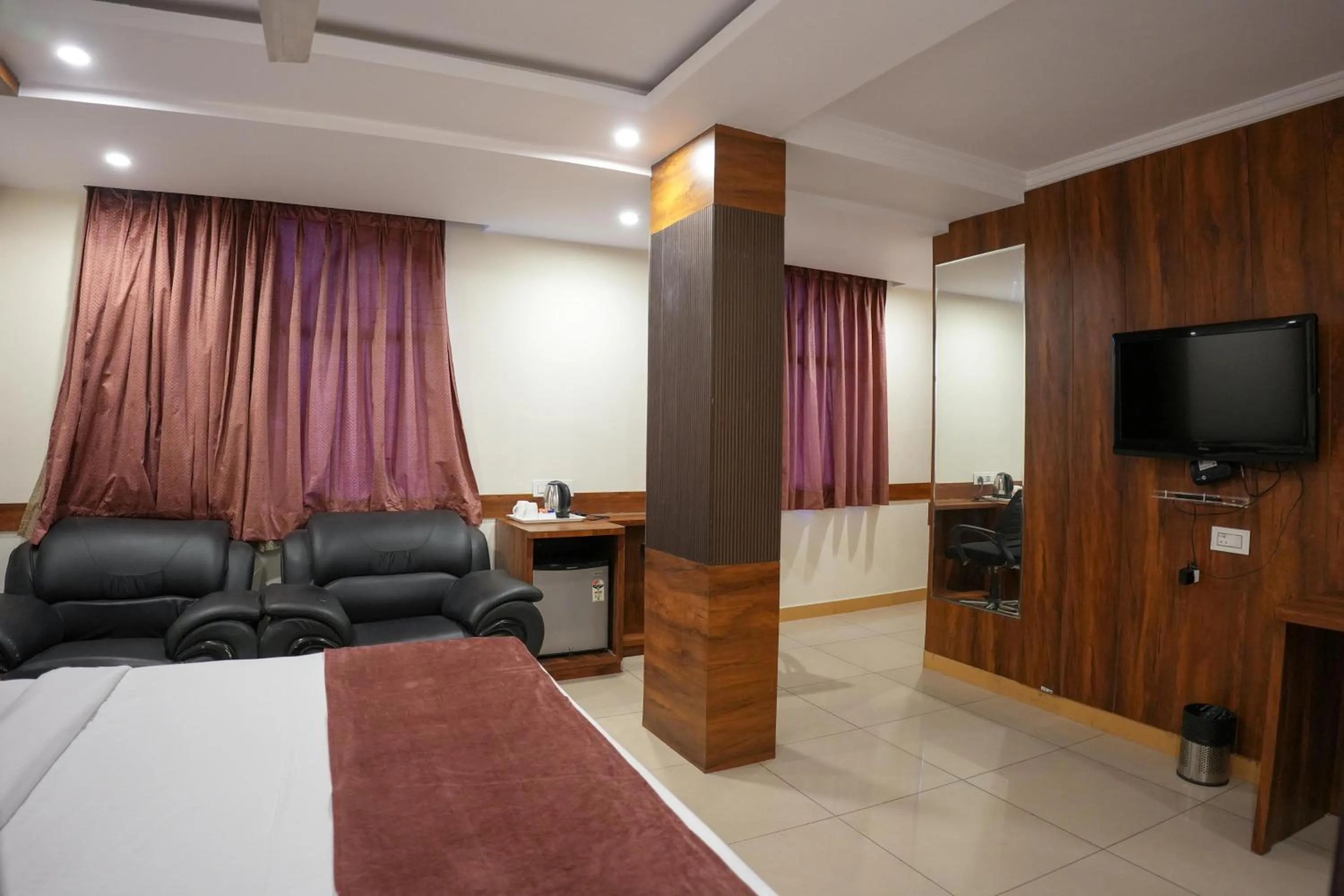 Bedroom, Bed in The Shanti A Boutique Hotel