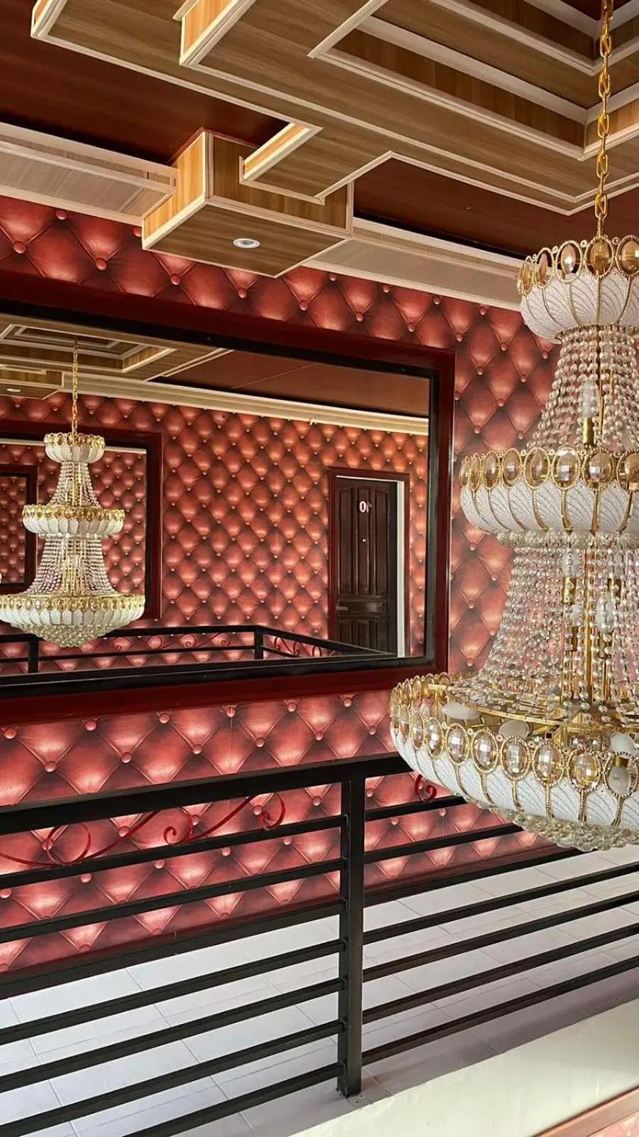 DESTINY'S PLACE HOTEL - STAY COOL THIS SUMMER! COLD ROOMS!! CHEAPEST RATE! NEAR ROBINSONs XENTRO MALL!!