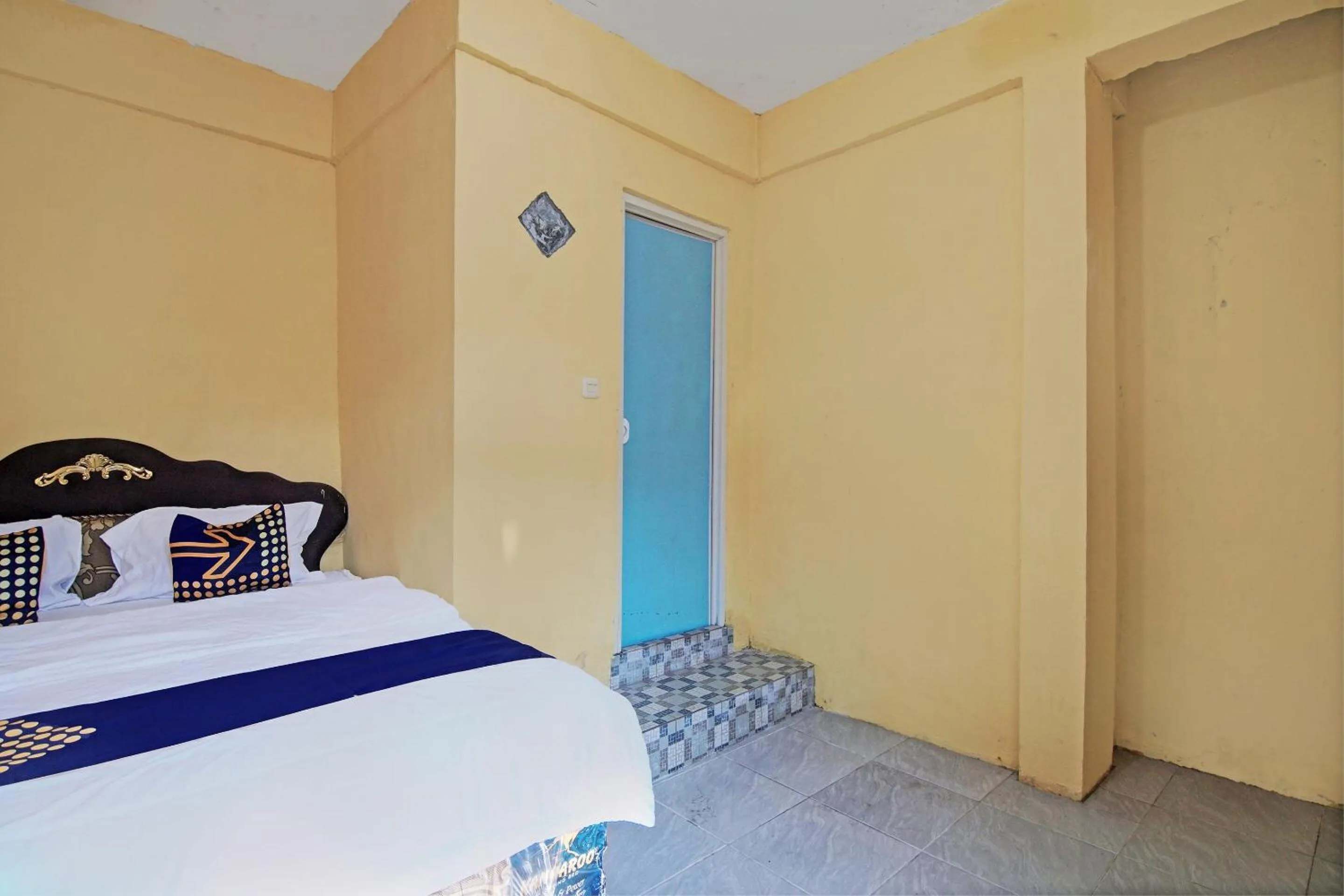 Bedroom, Bed in Hotel O Meranti HomestayNearJembatan Siak