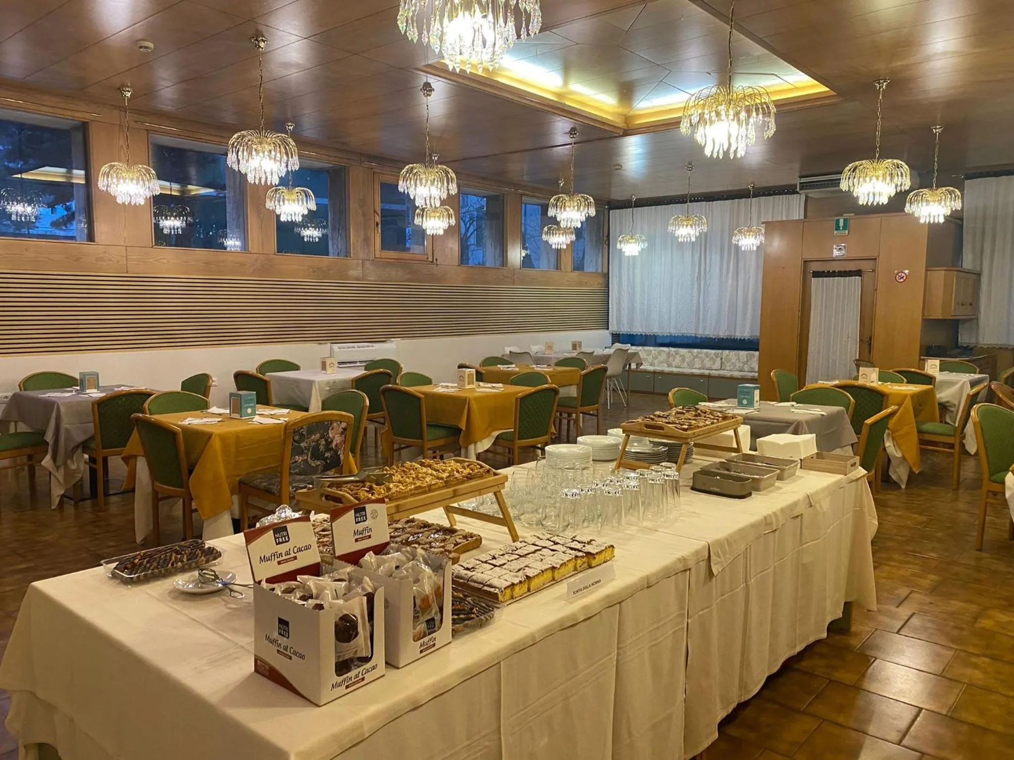 Restaurant/places to eat in Camelia Rooms Venice Guesthouse