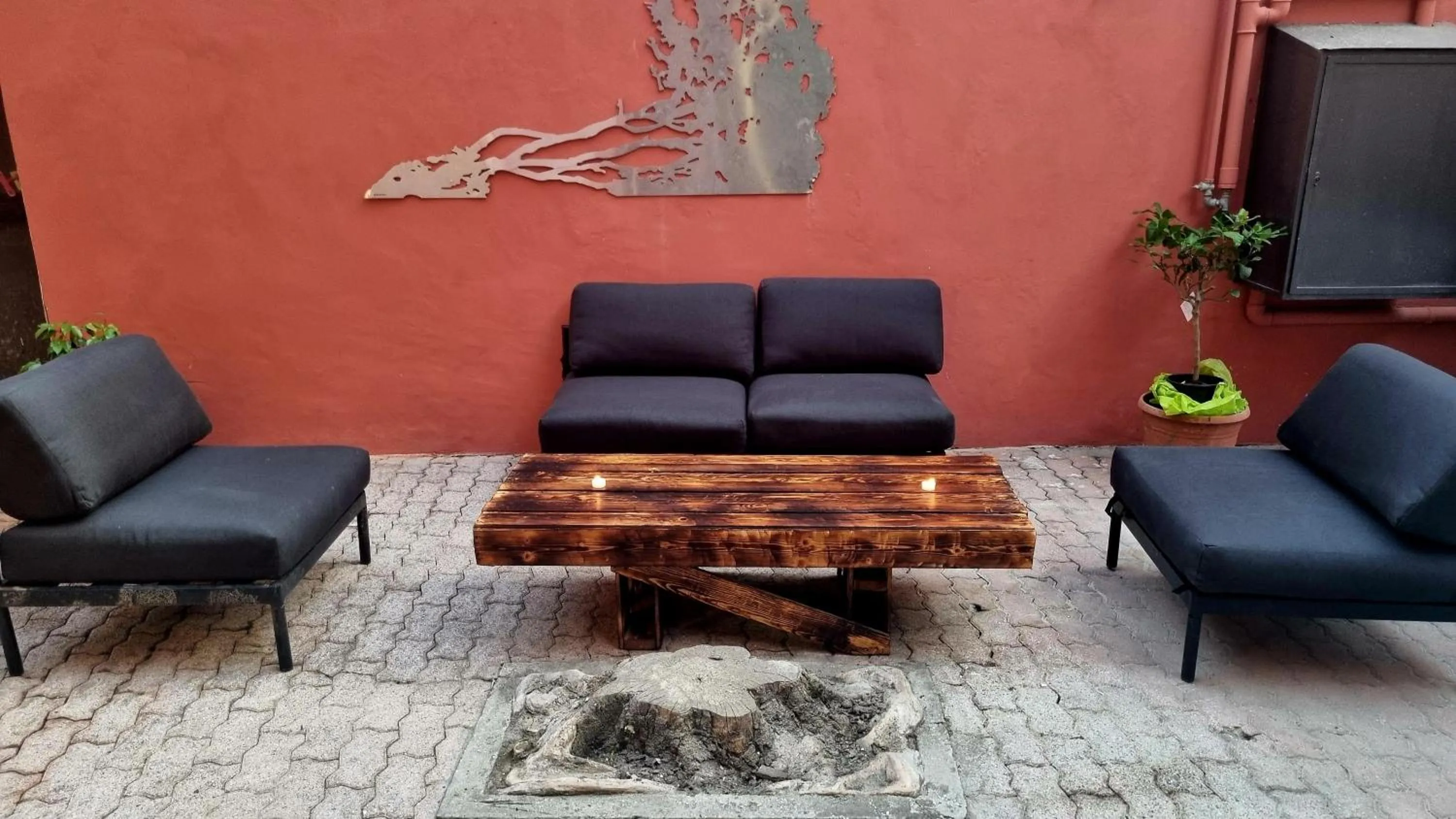 Property building in Camelia Rooms Venice Guesthouse