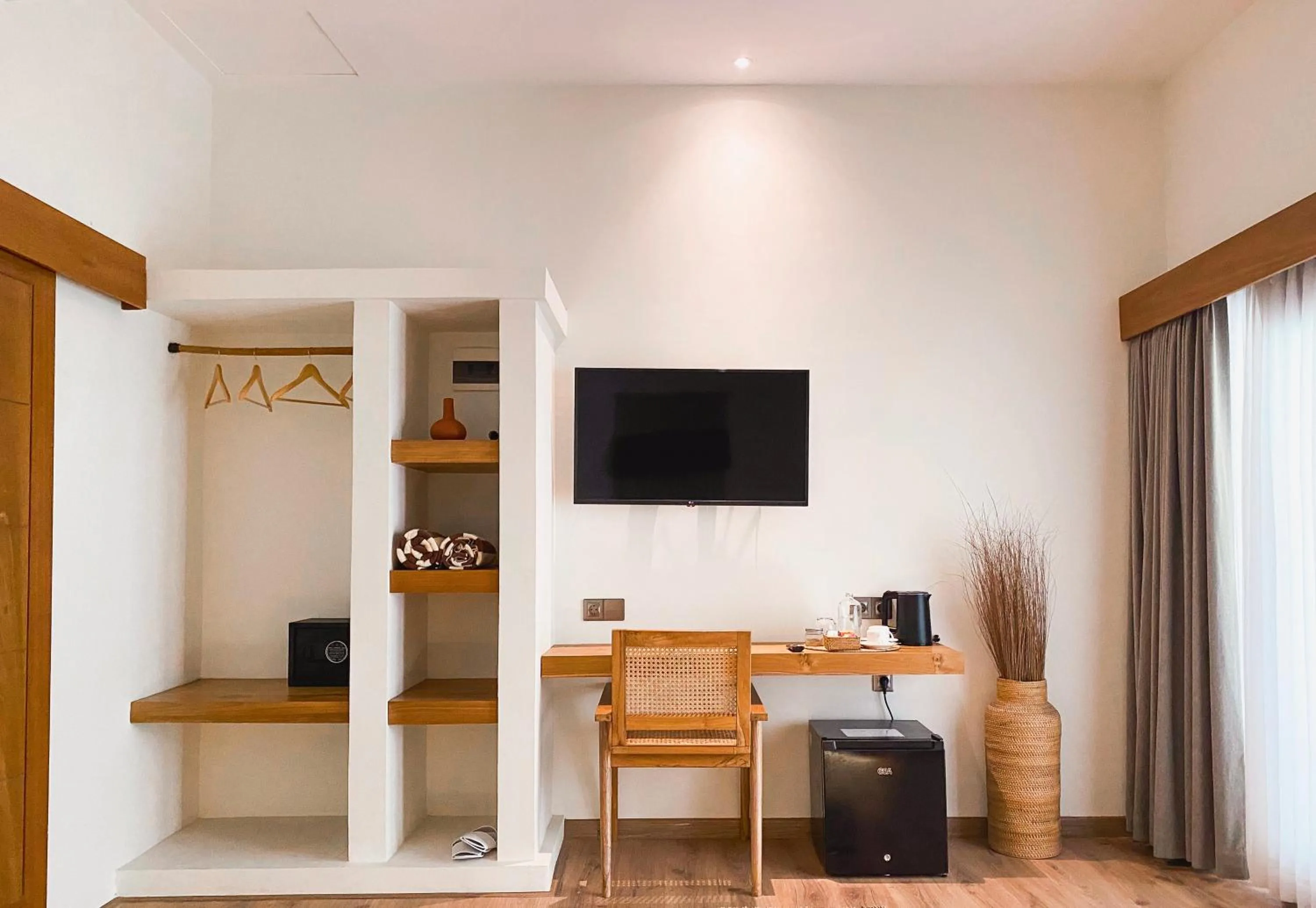 Seating area in Reset Lombok Hotel