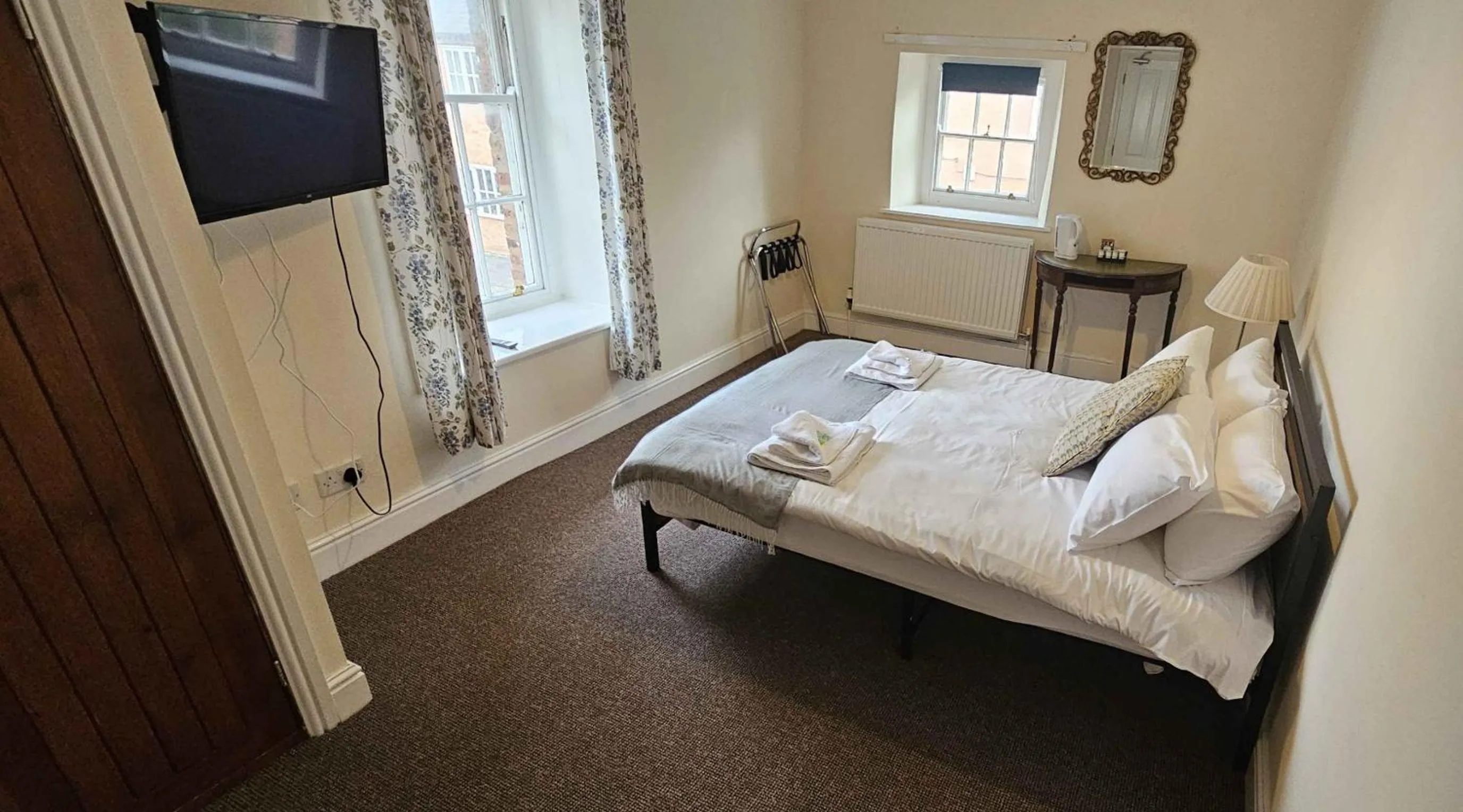 Bed in Plas Bellin Hall