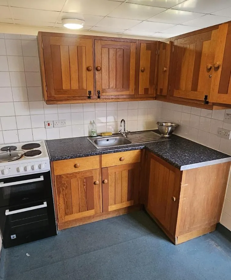 Kitchen or kitchenette in Plas Bellin Hall