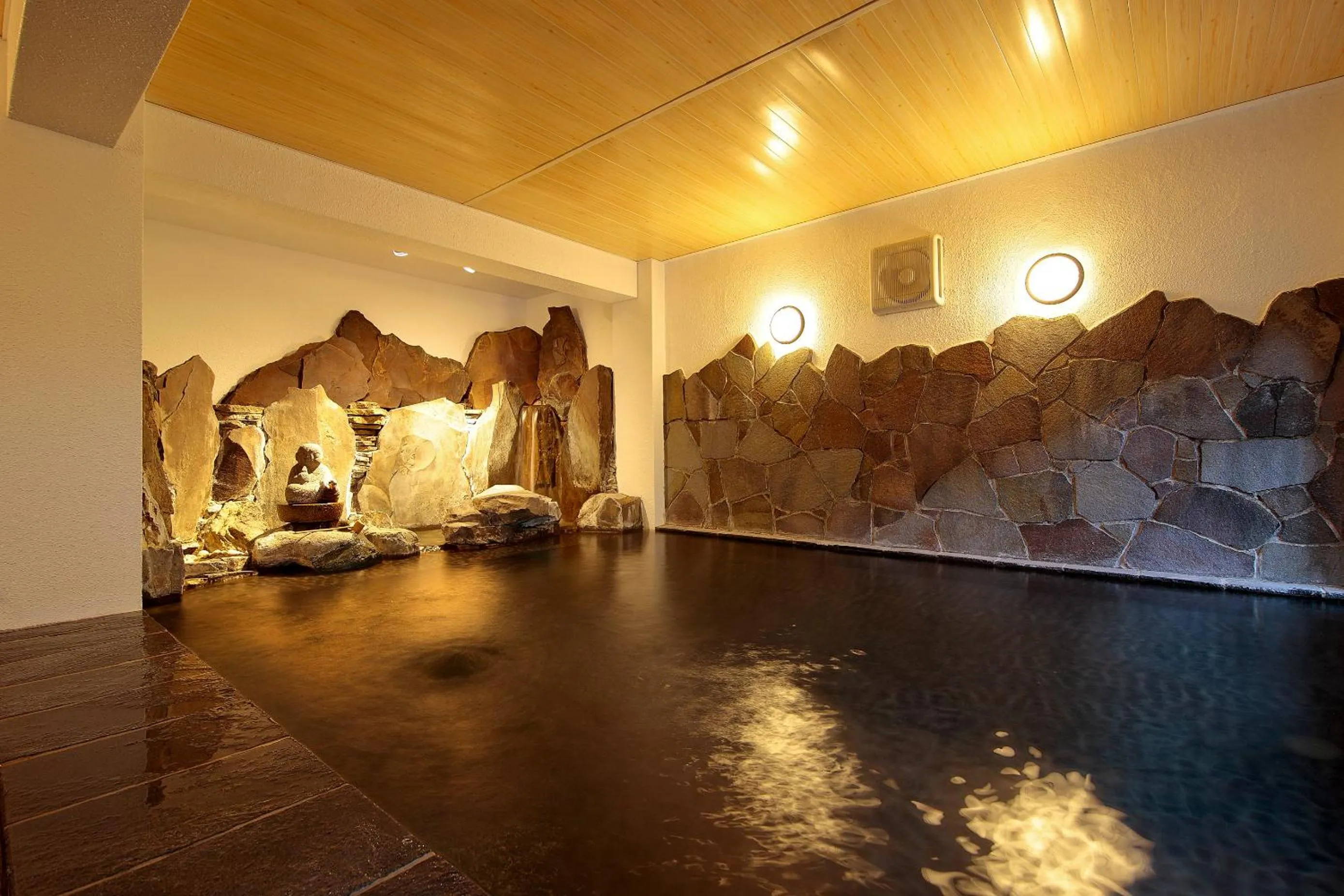Hot Spring Bath in Goyokan