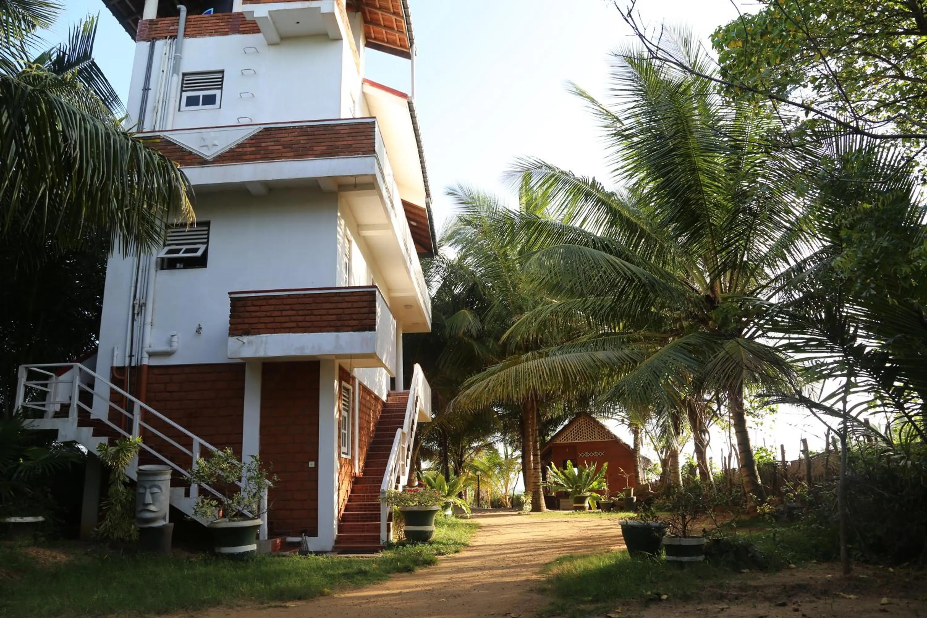 Facade/entrance in Lonely Beach Resort Tangalle