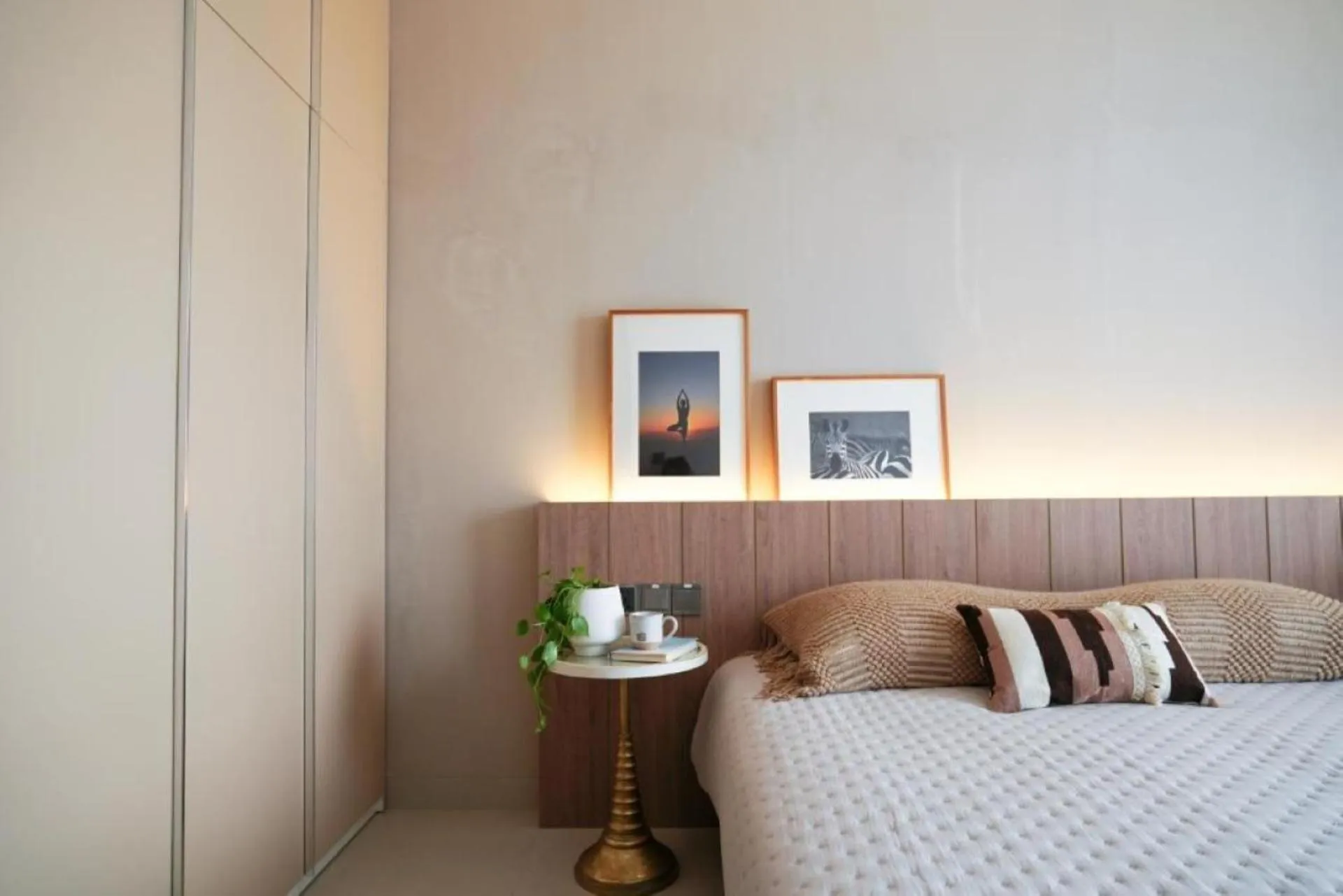 Bed in Velea Serviced Apartments & Suites