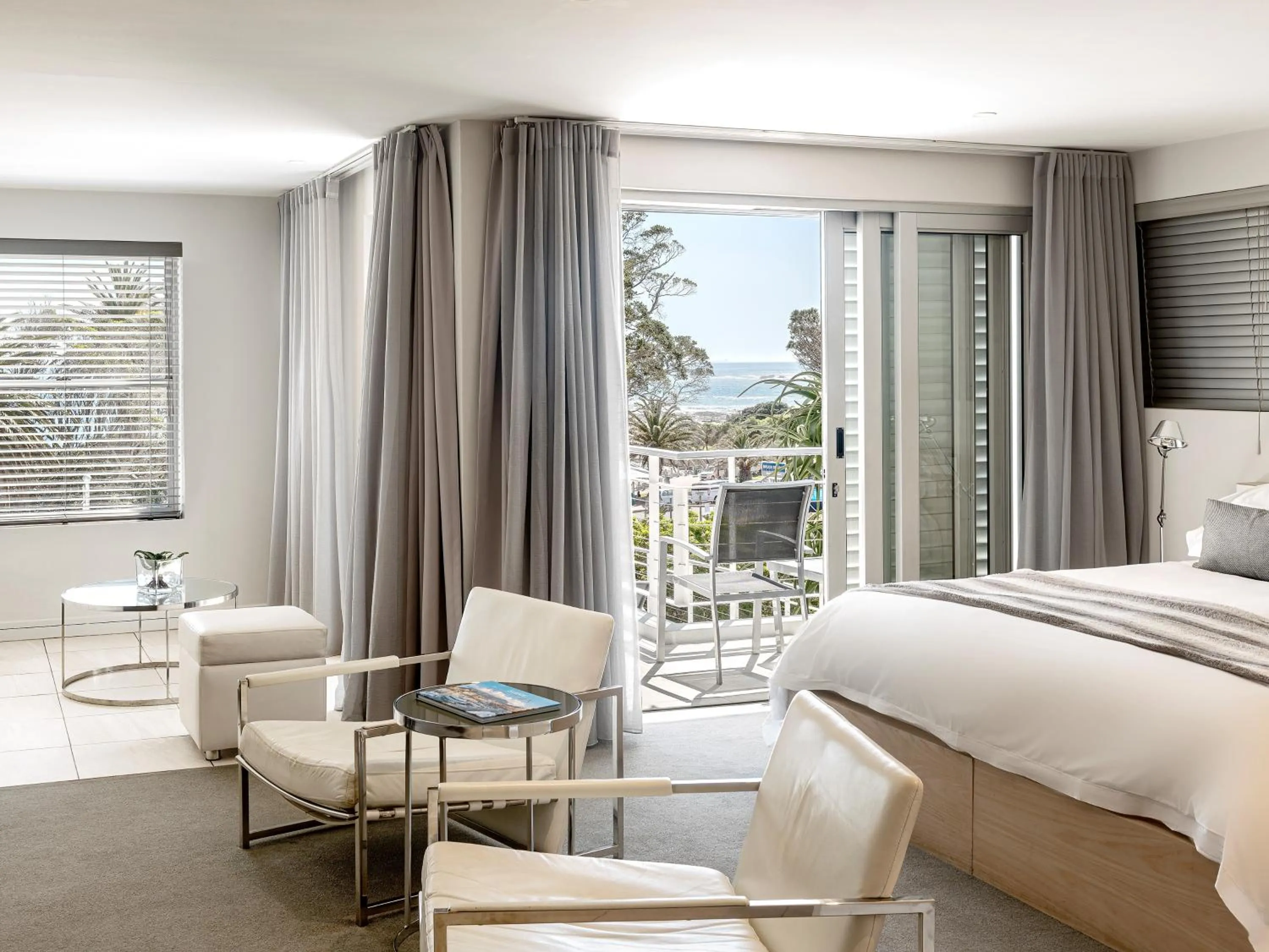 Balcony/Terrace, Bed in South Beach Camps Bay Boutique Hotel