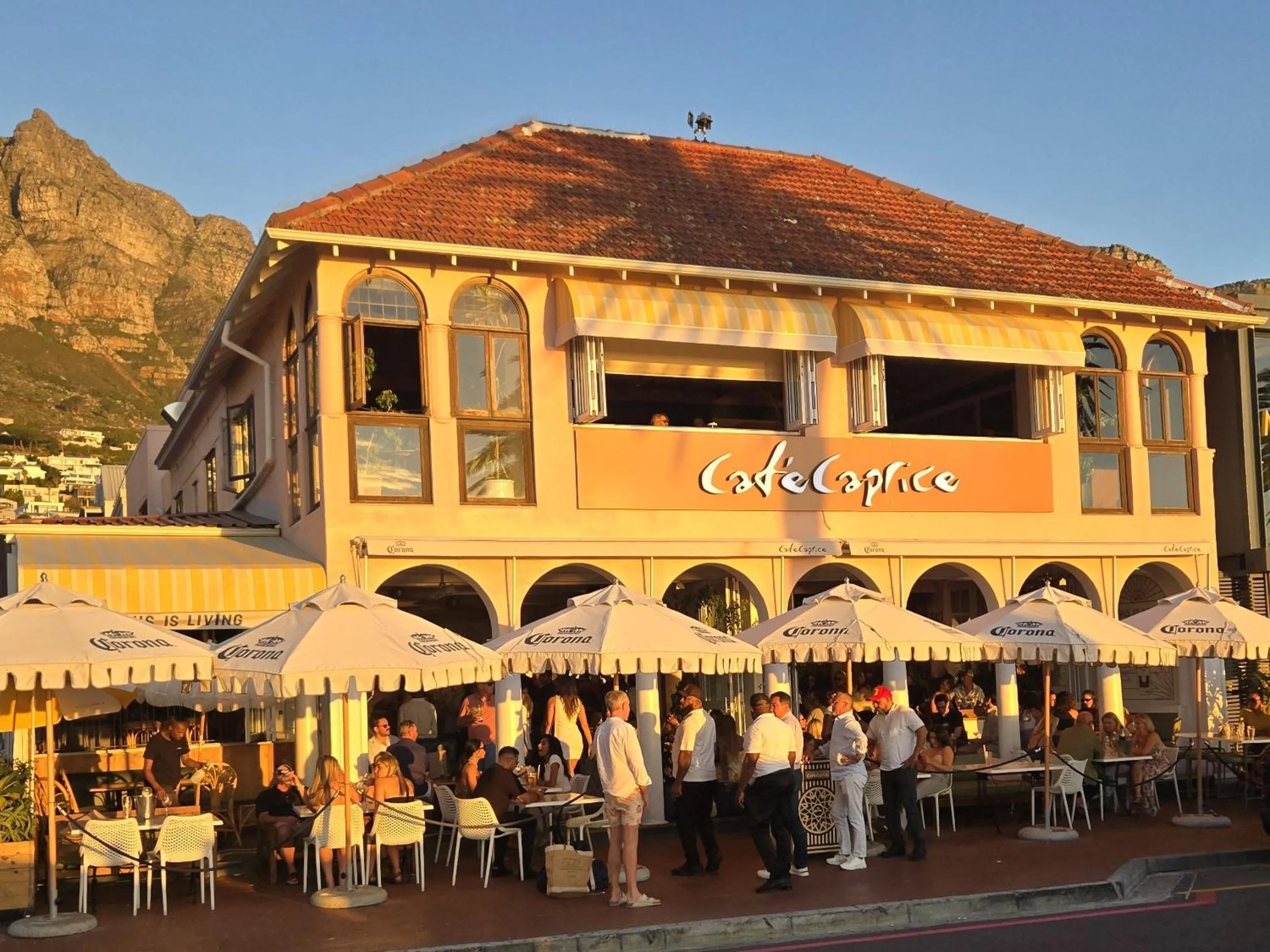 Restaurant/places to eat in South Beach Camps Bay Boutique Hotel