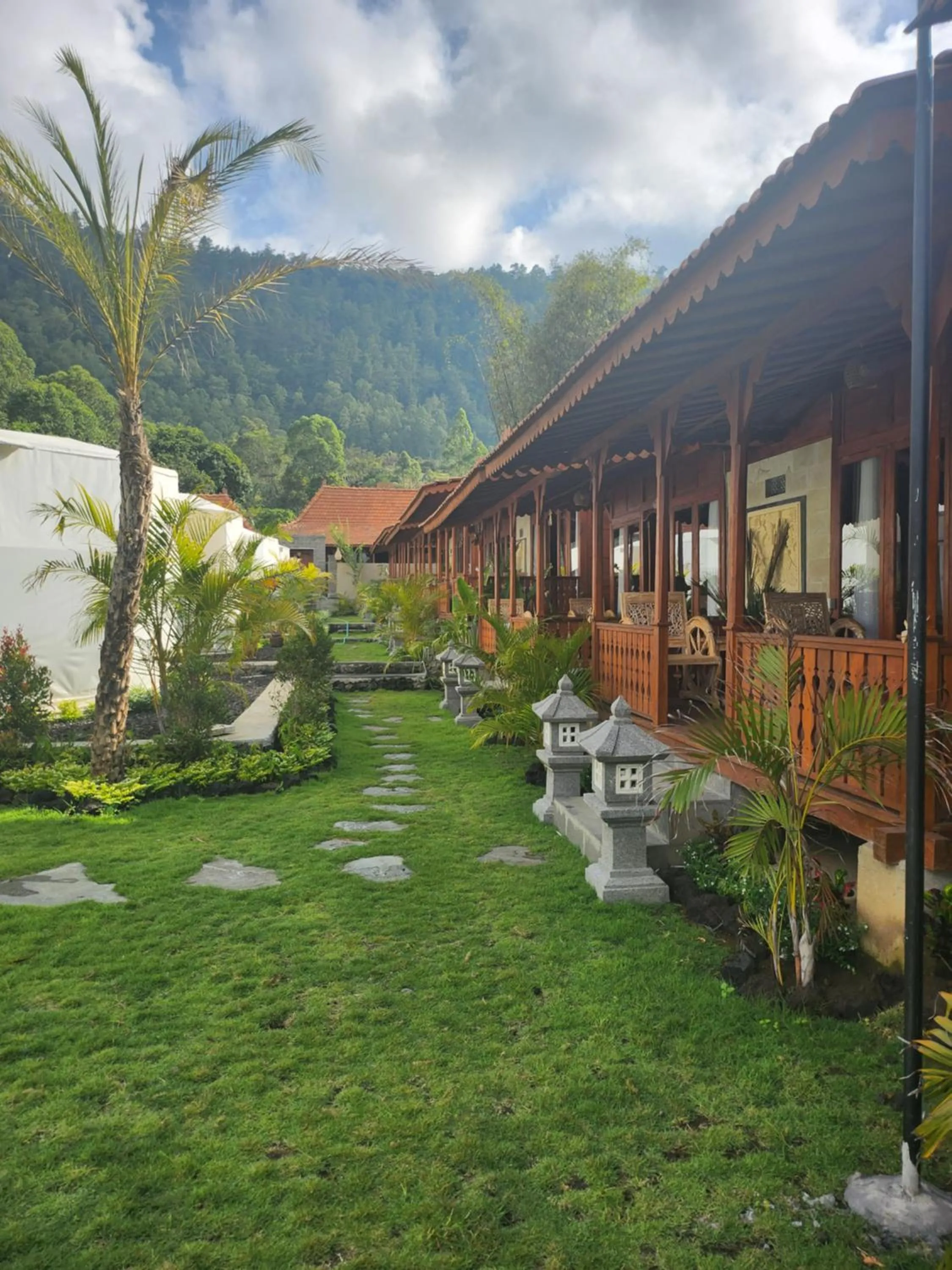 Starlake Villa & Glamping