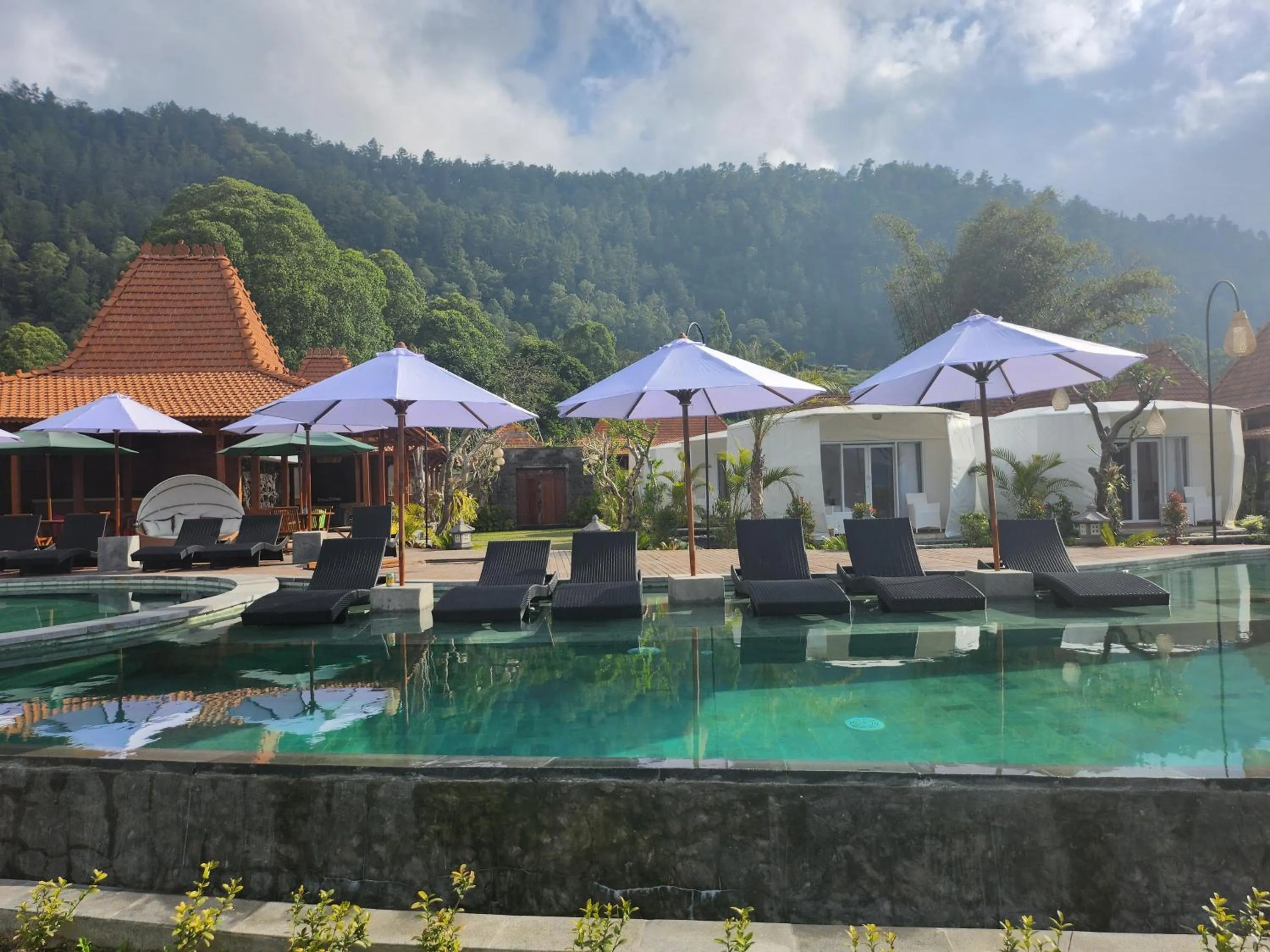 Starlake Villa & Glamping