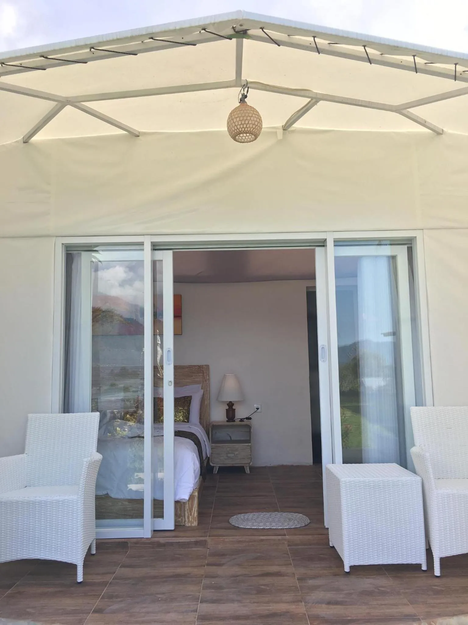 Starlake Villa & Glamping