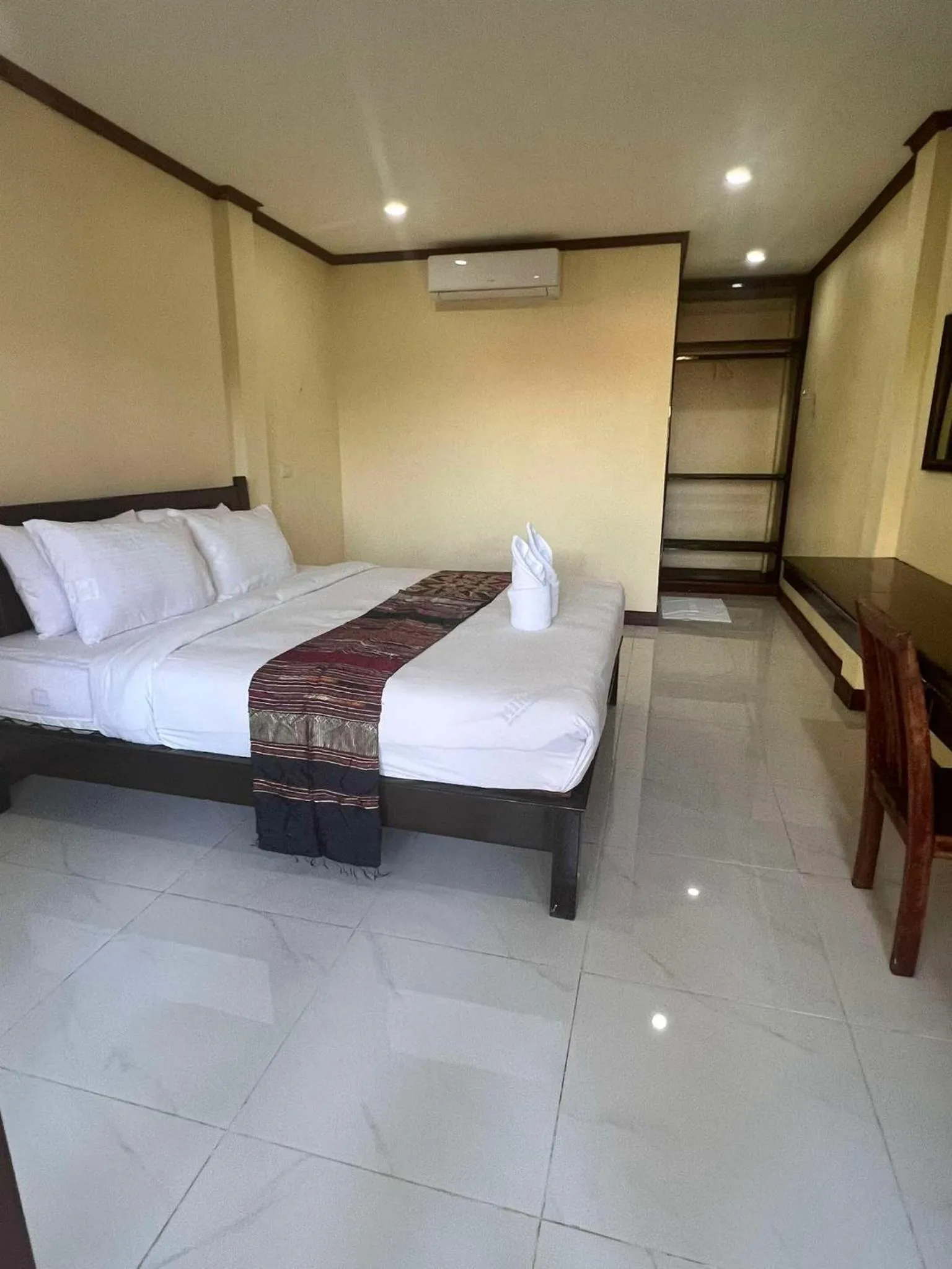 Bed in Lebijou Guesthouse - Konesavath