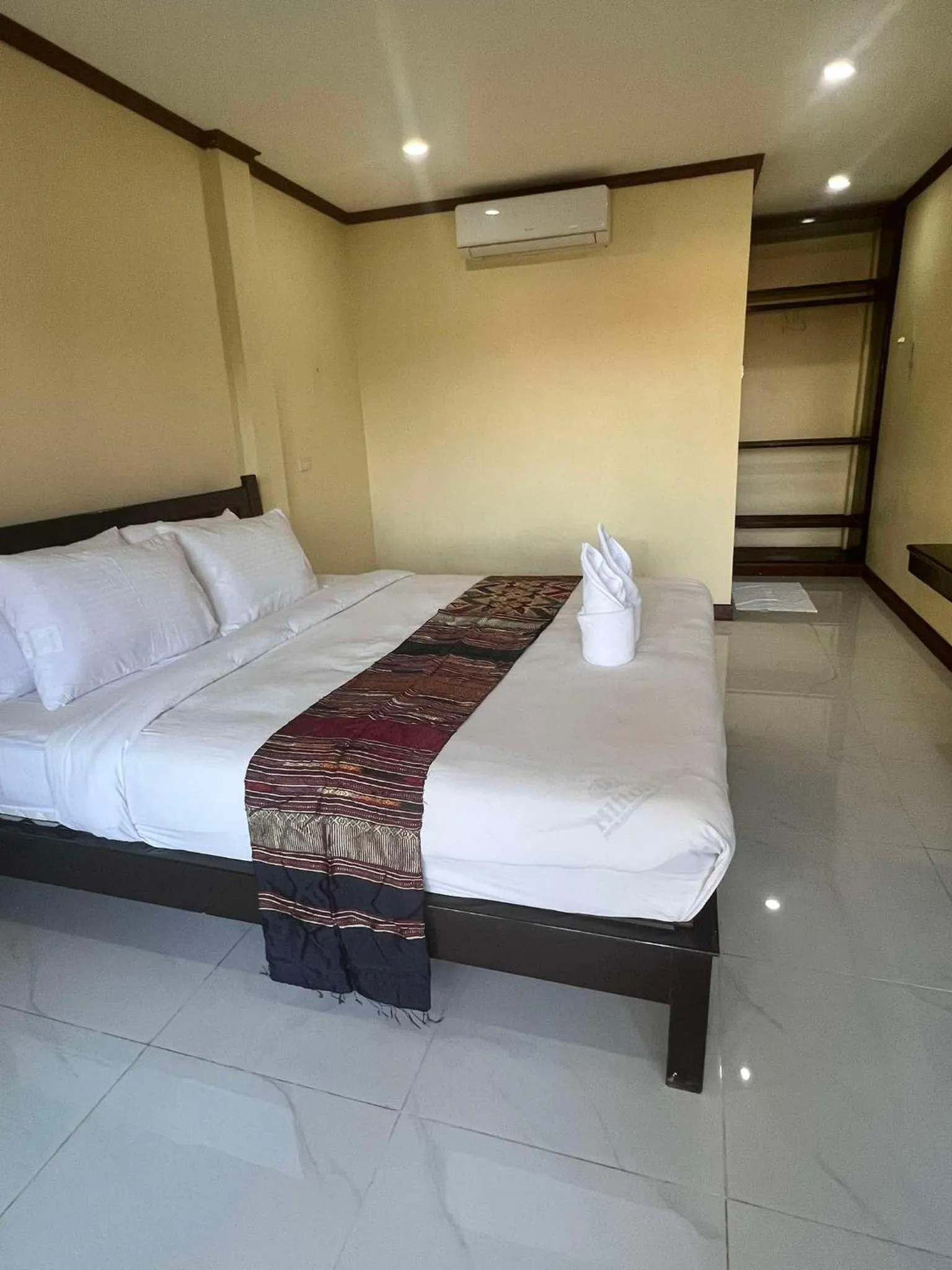 Bed in Lebijou Guesthouse - Konesavath