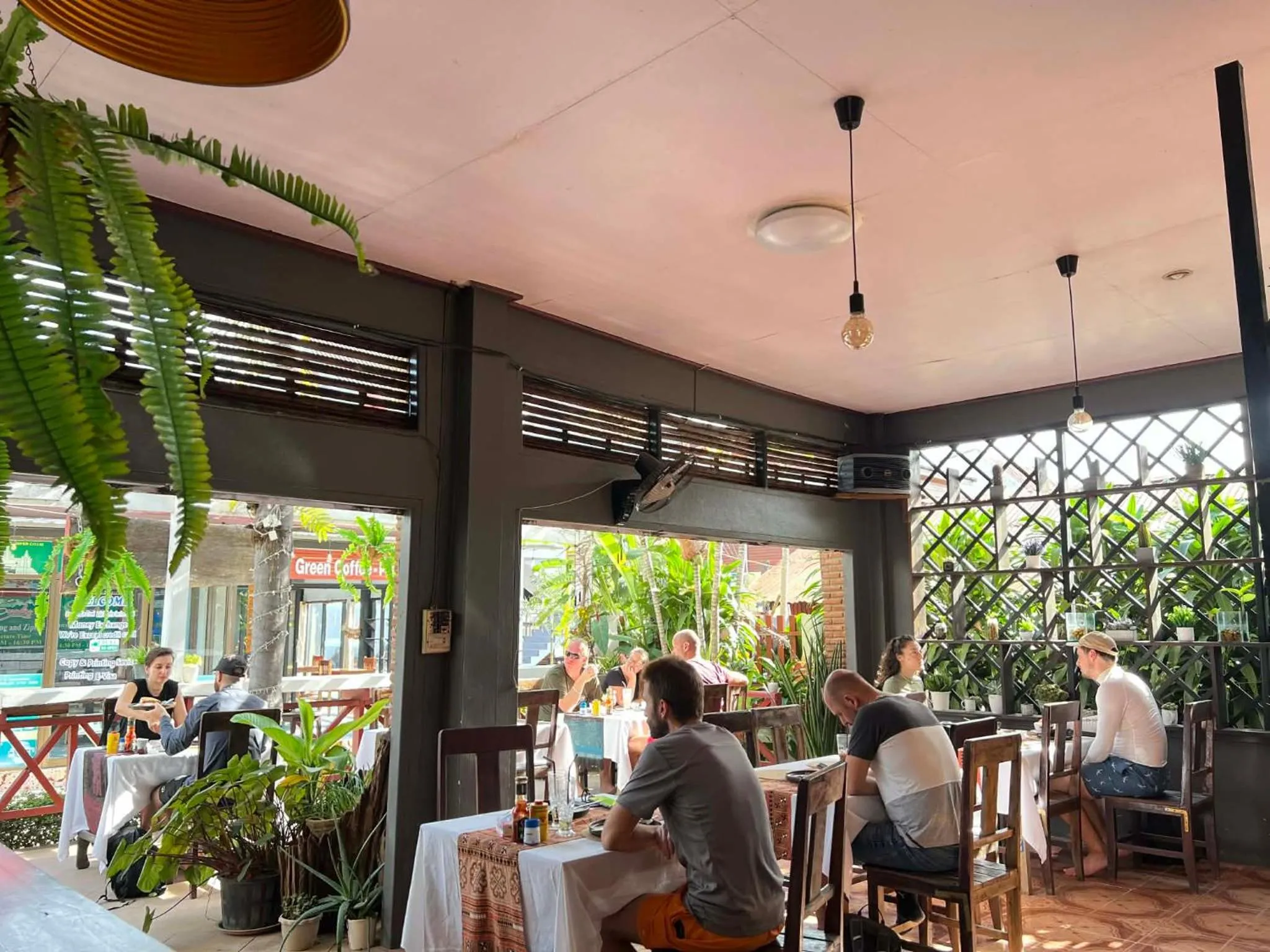 Lebijou Guesthouse - Konesavath