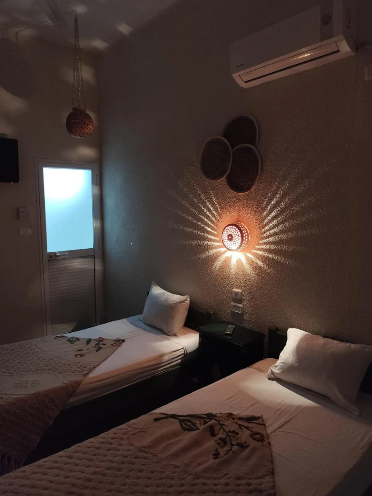 Bedroom, Bed in Hôtel Ayachi