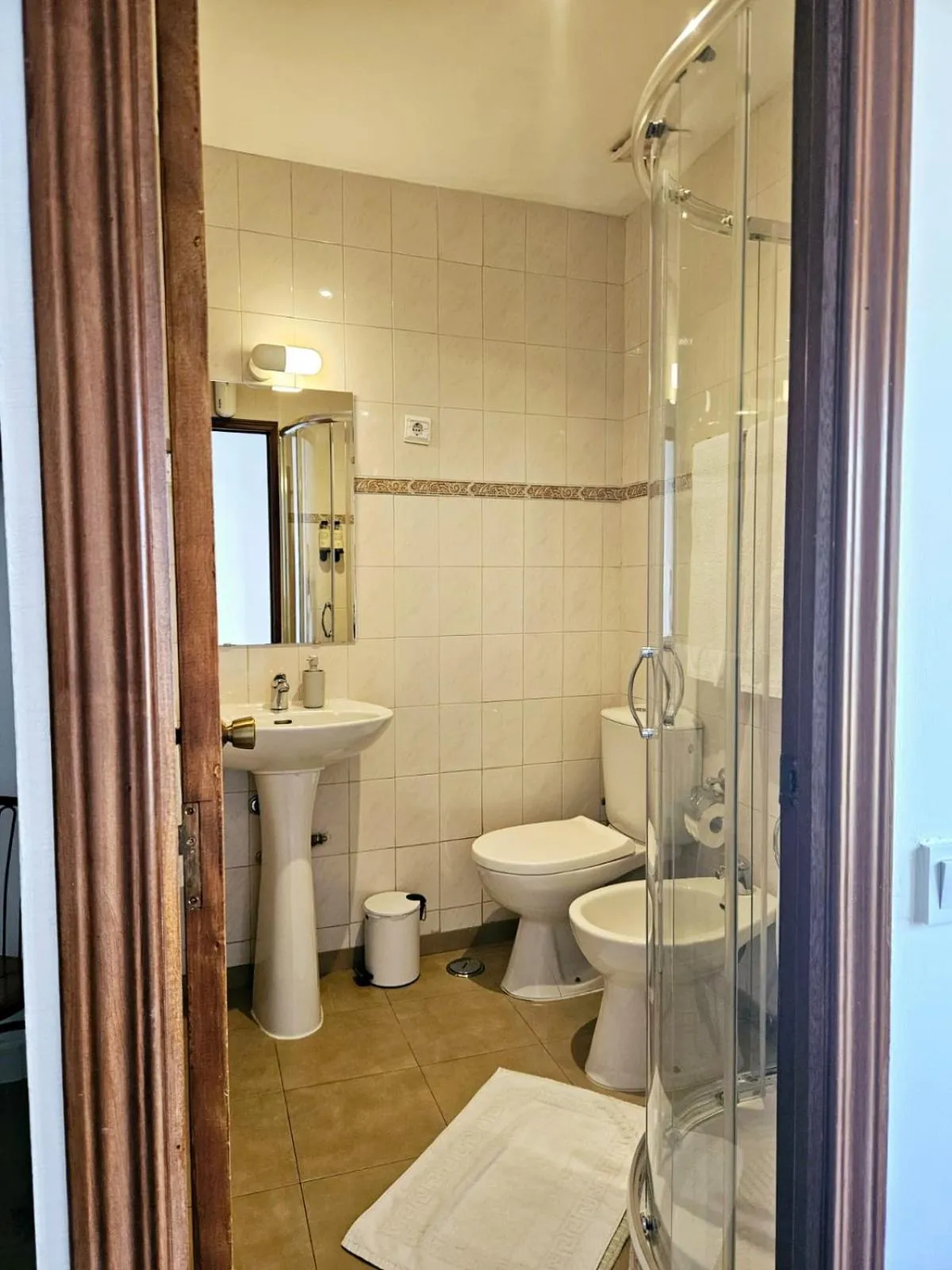 Bathroom in Alcamim Guesthouse