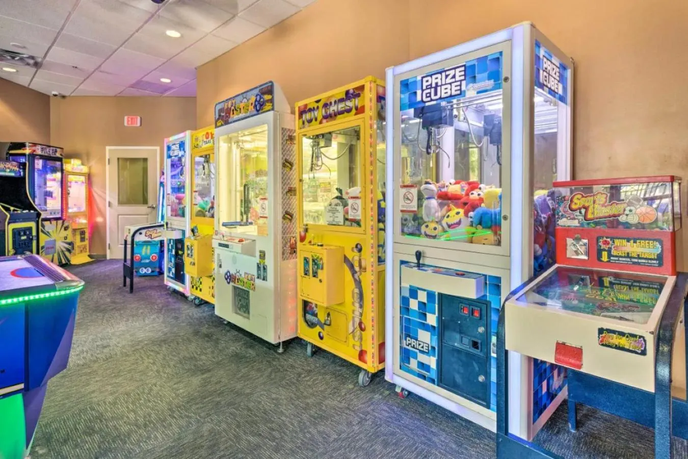 Cozy Orlando Resort Condo 4Mi from Disney