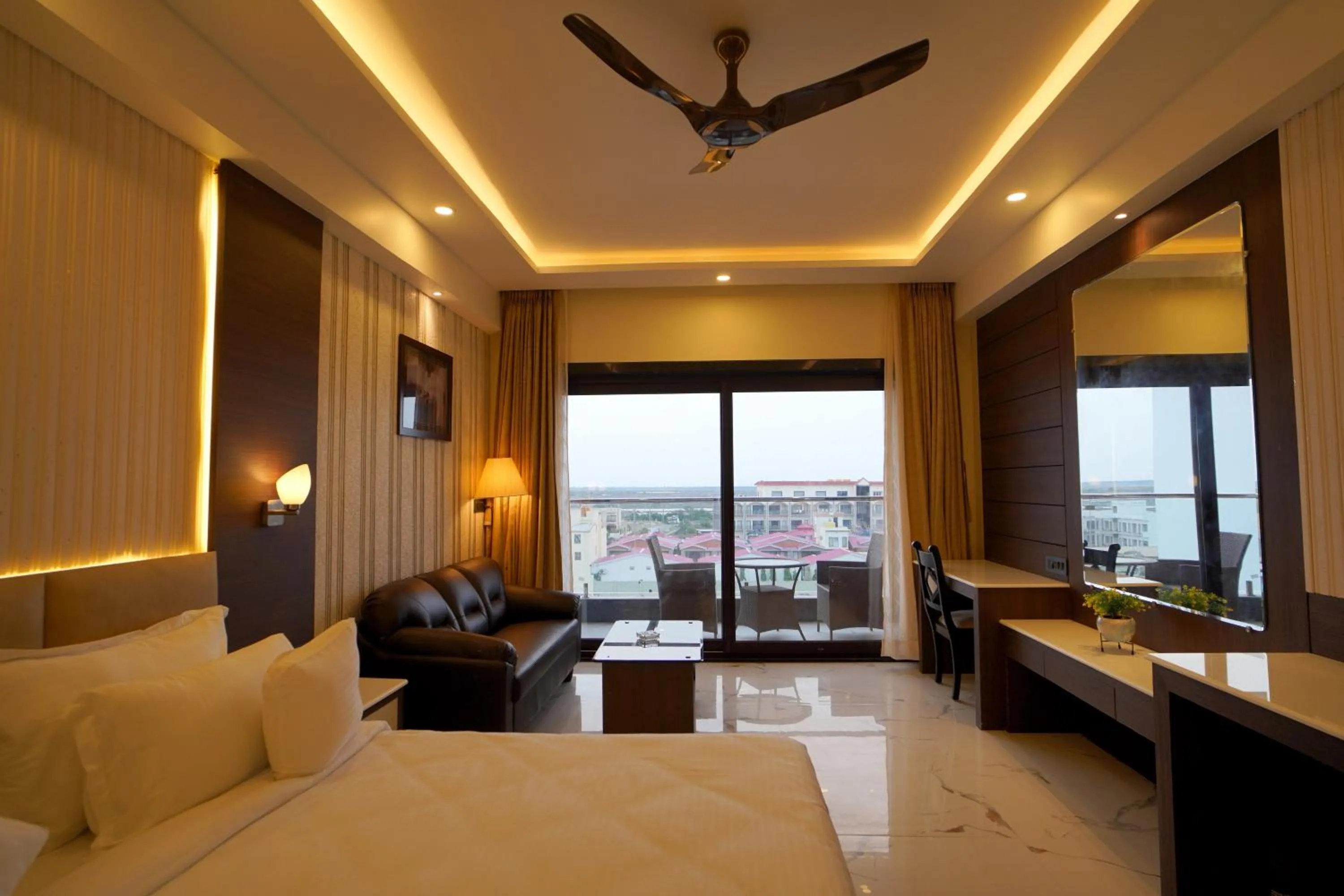 Bed in Shanti Seaview Resort & Spa