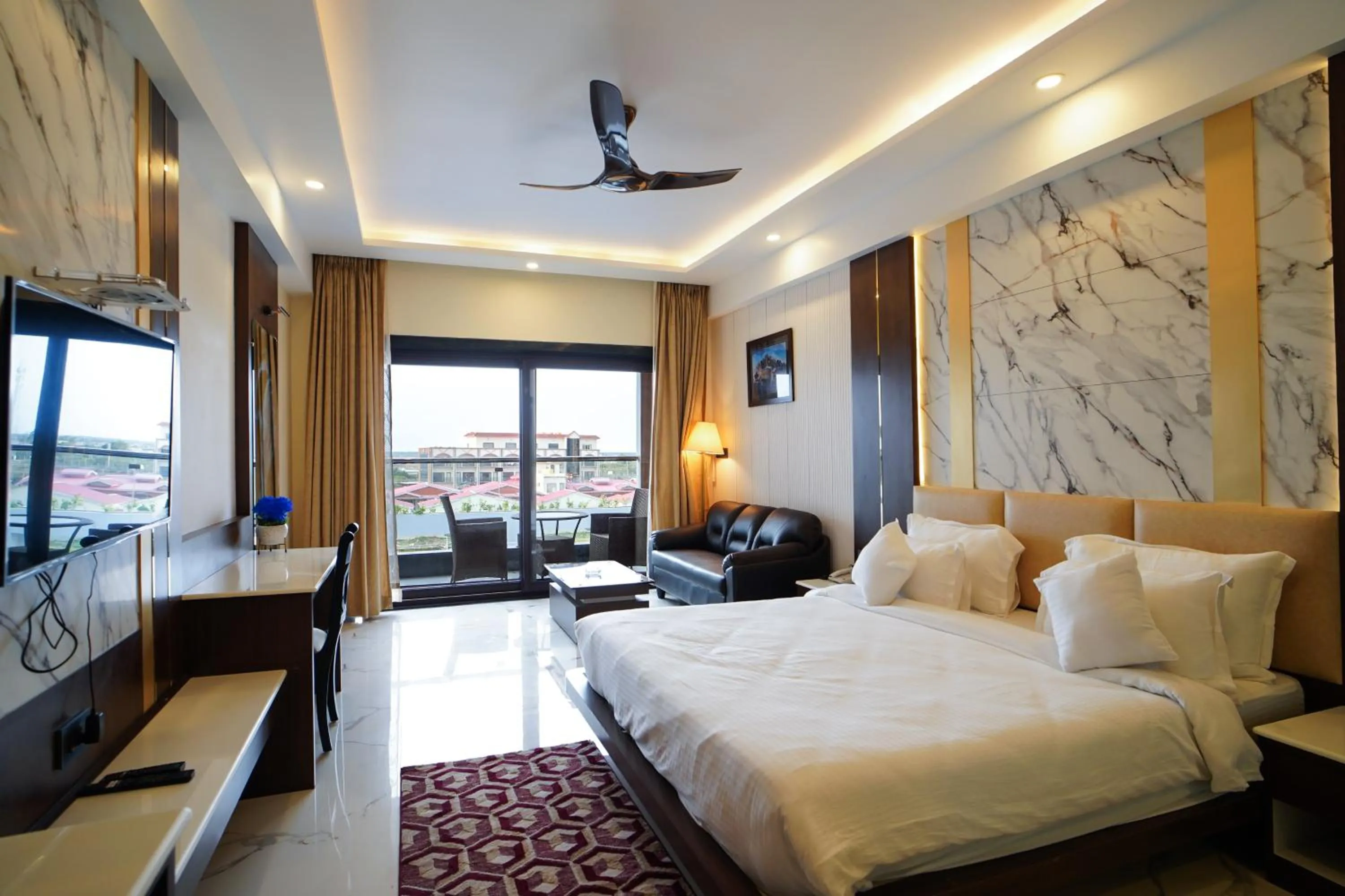 Bed in Shanti Seaview Resort & Spa